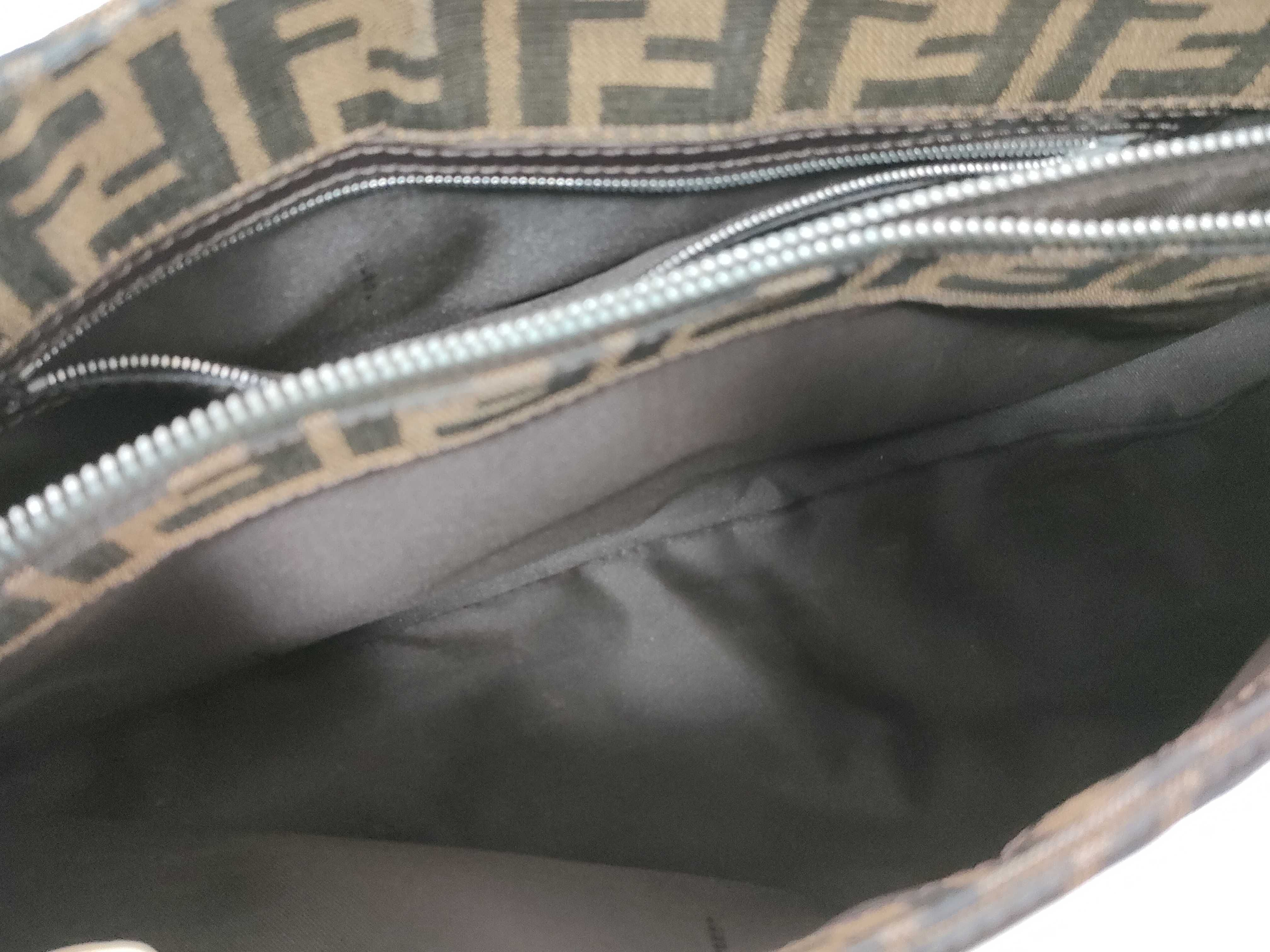 Mamma Zucca Silver Hardware Handbag — view 9