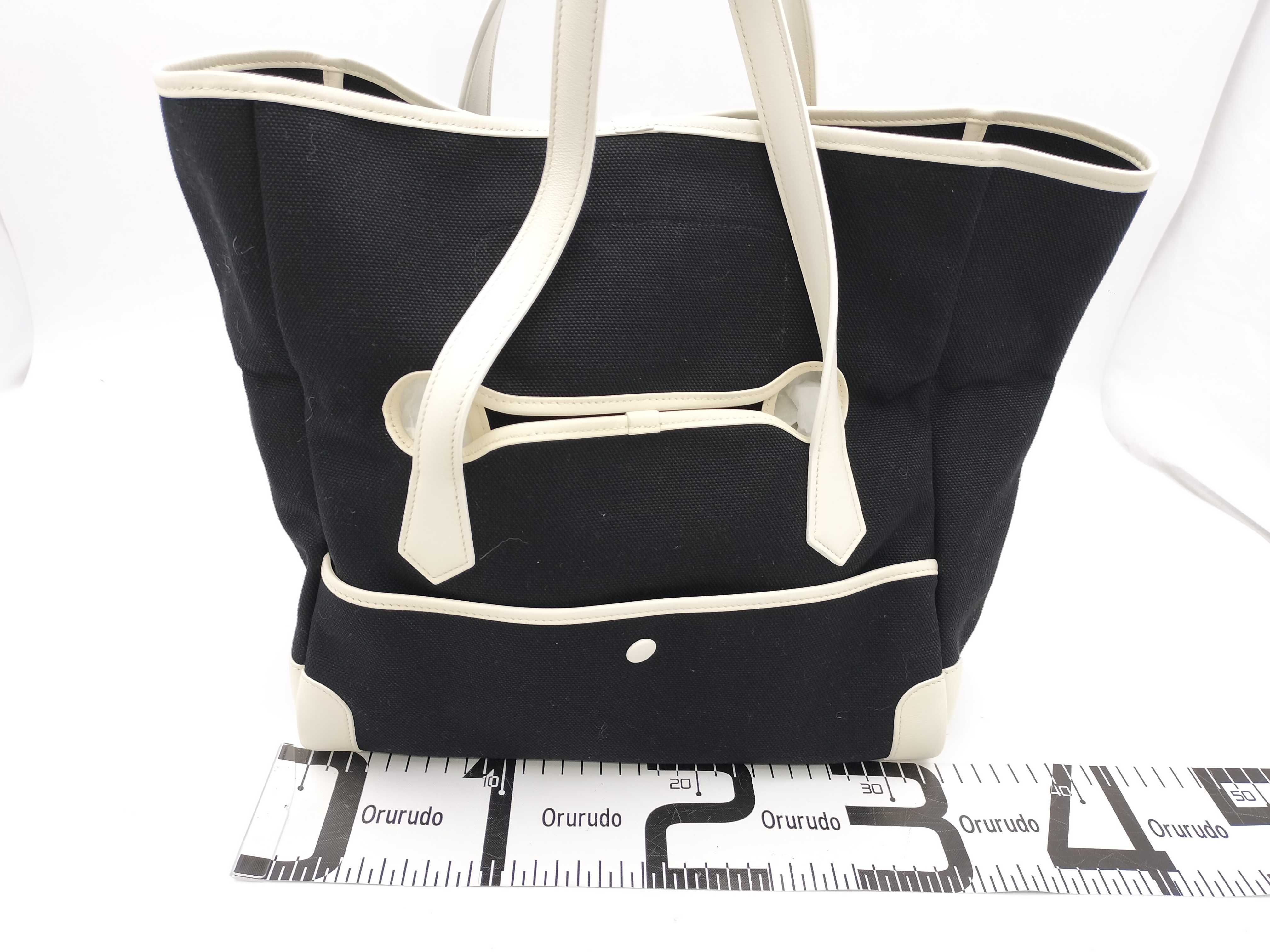 Pass Tote Bag — view 2