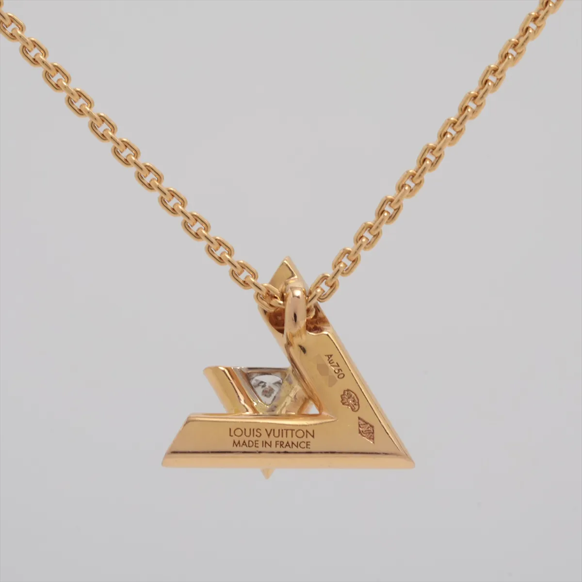 Pendant LV Vault One PM Diamond Necklace 750 (Yellow Gold) 5.8g E42292 — view 2