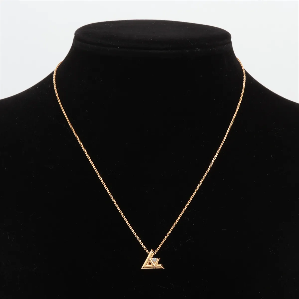 Pendant LV Vault One PM Diamond Necklace 750 (Yellow Gold) 5.8g E42292 — view 5