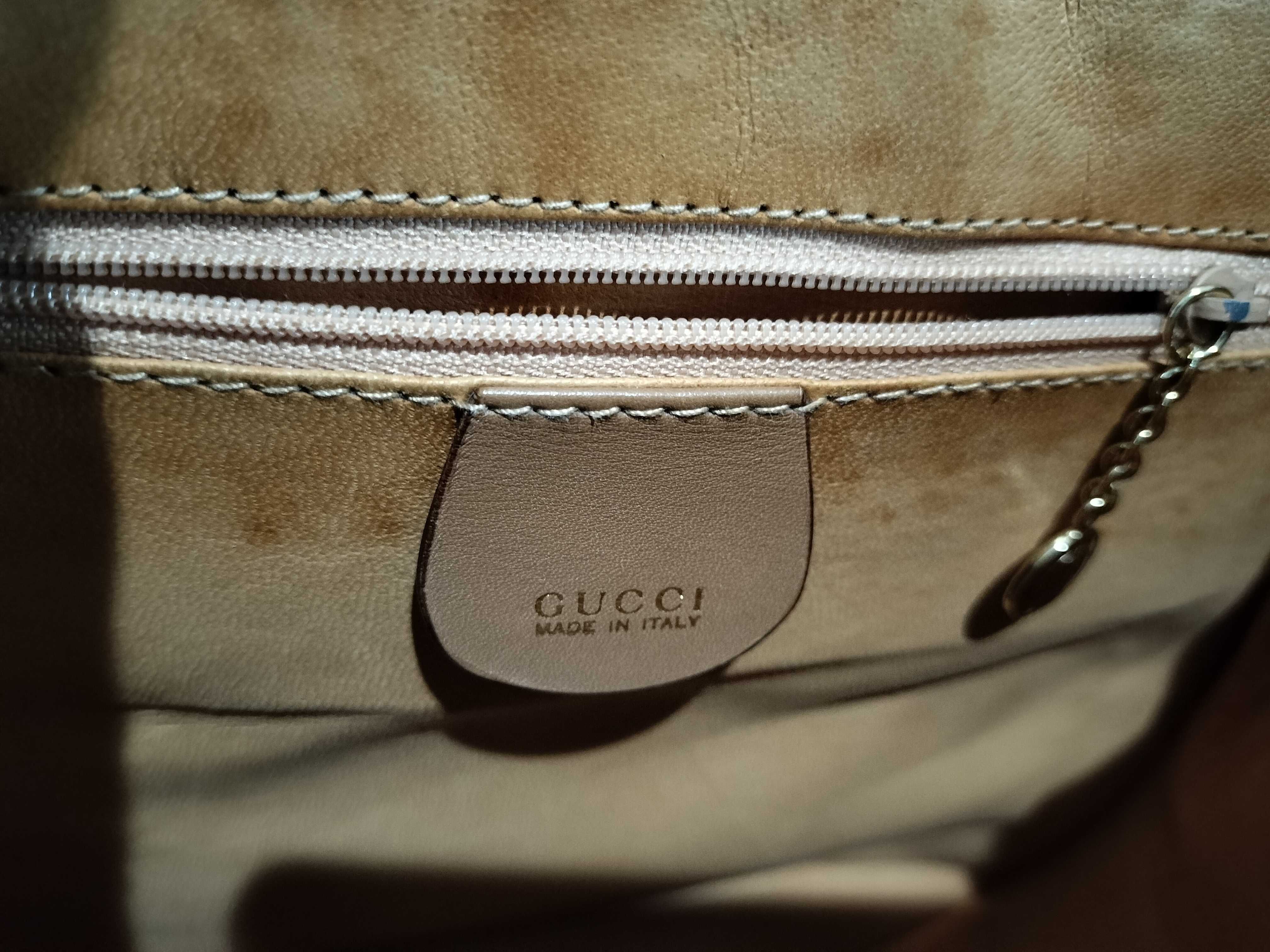 001 46 0617 Leather Shoulder Bag — view 12