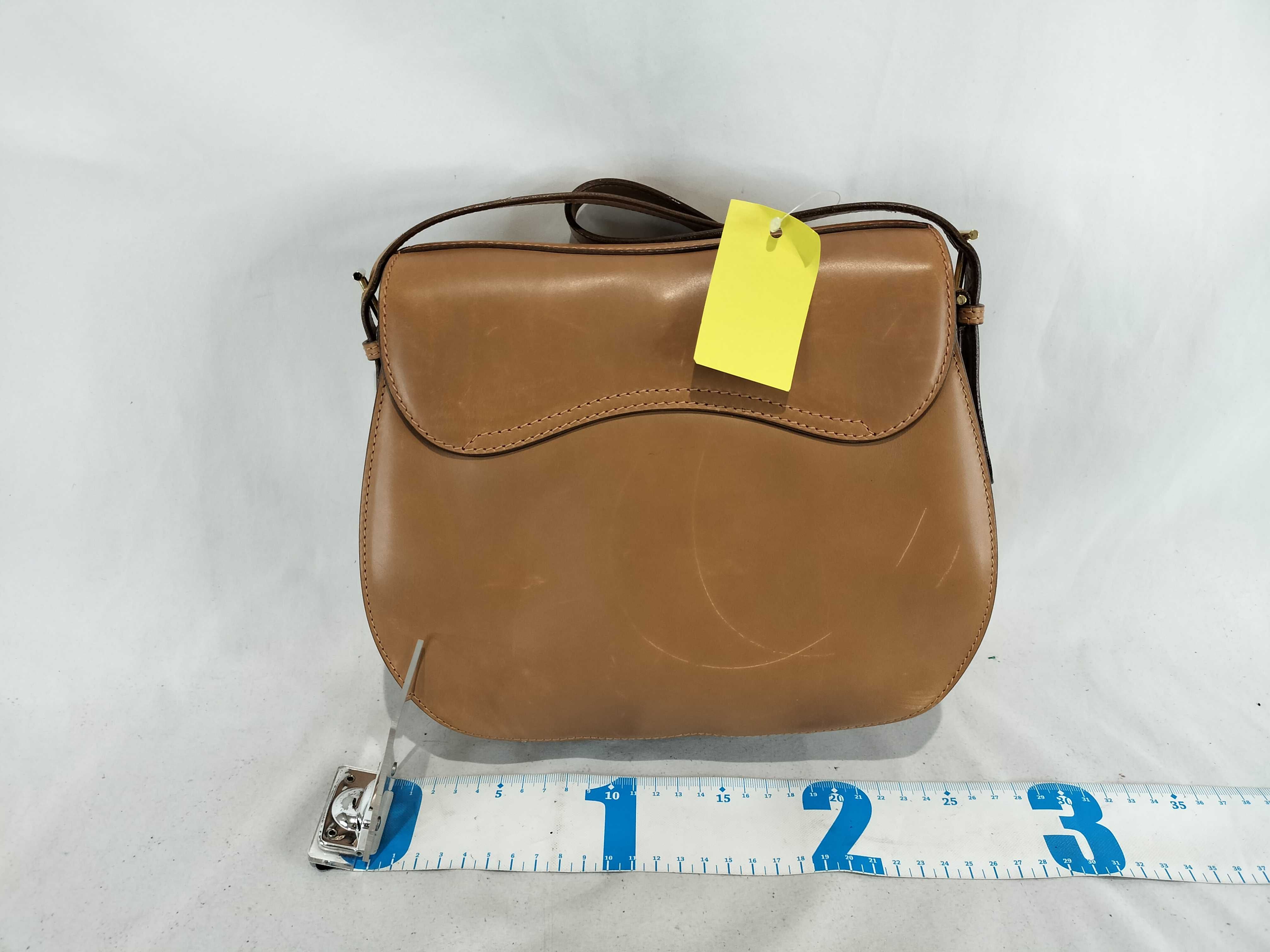 001 46 0617 Leather Shoulder Bag — view 3