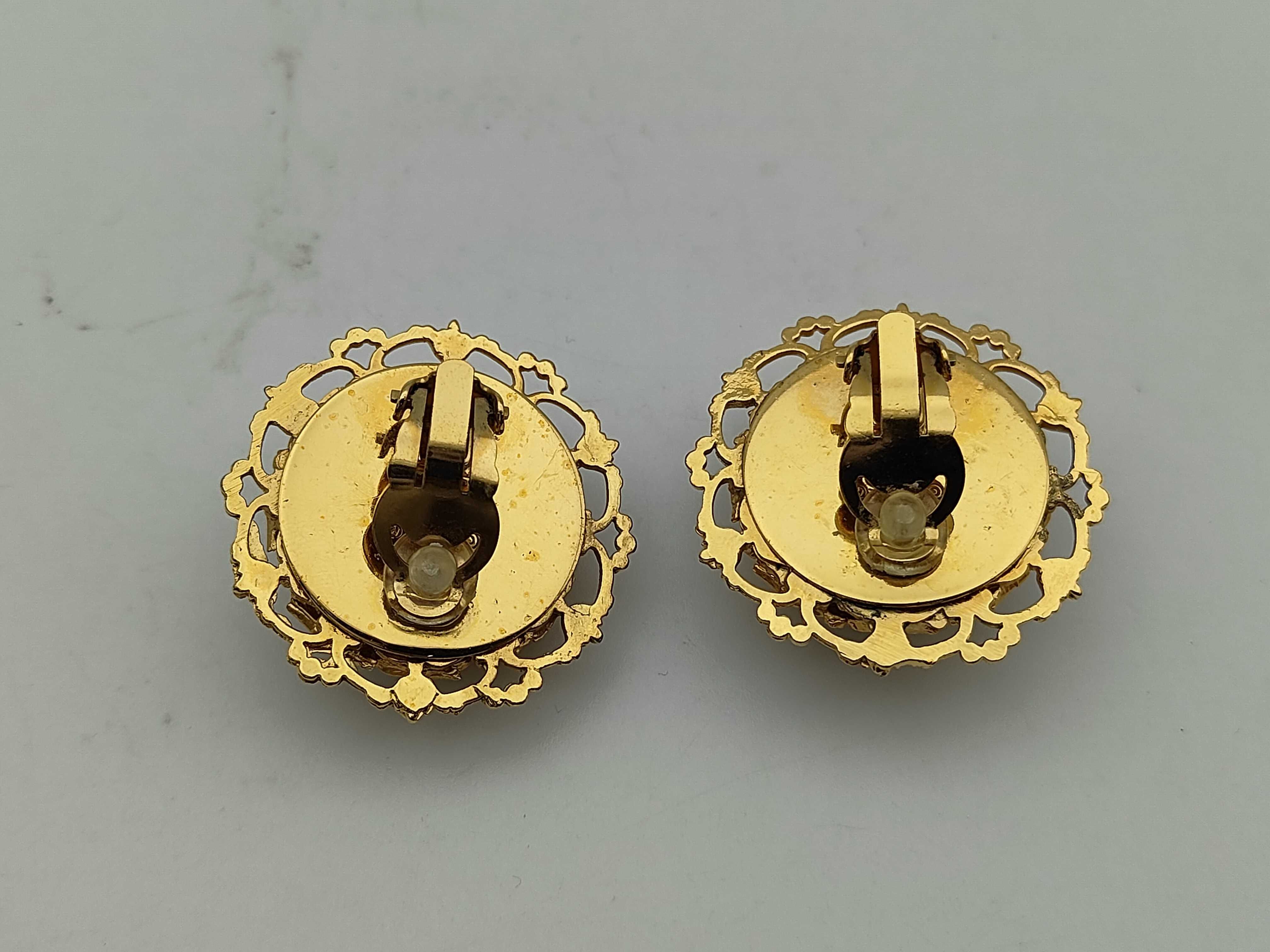 Coco Mark Gold Pearl Earrings — view 2