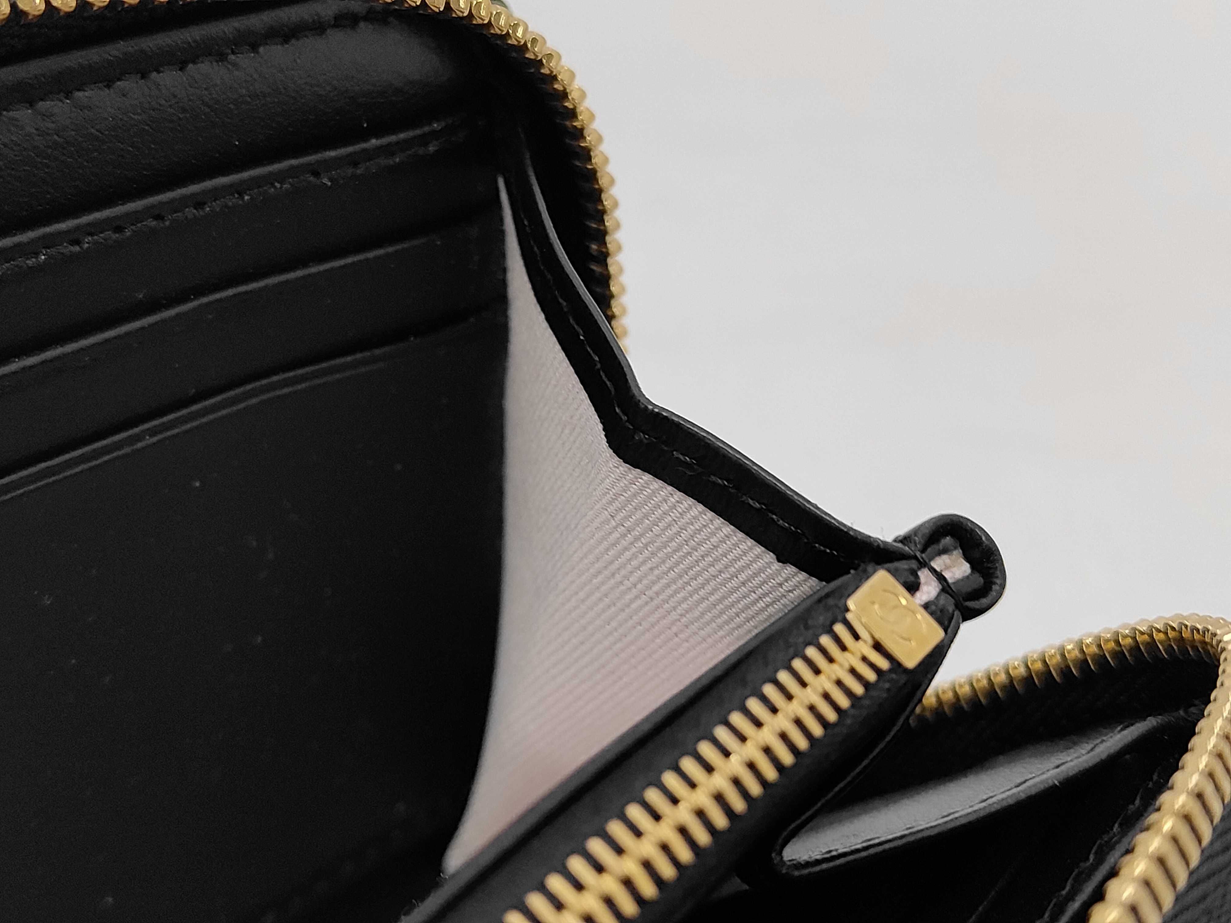 Classic Long Zip Wallet Apple Design Long Wallet Black — view 6