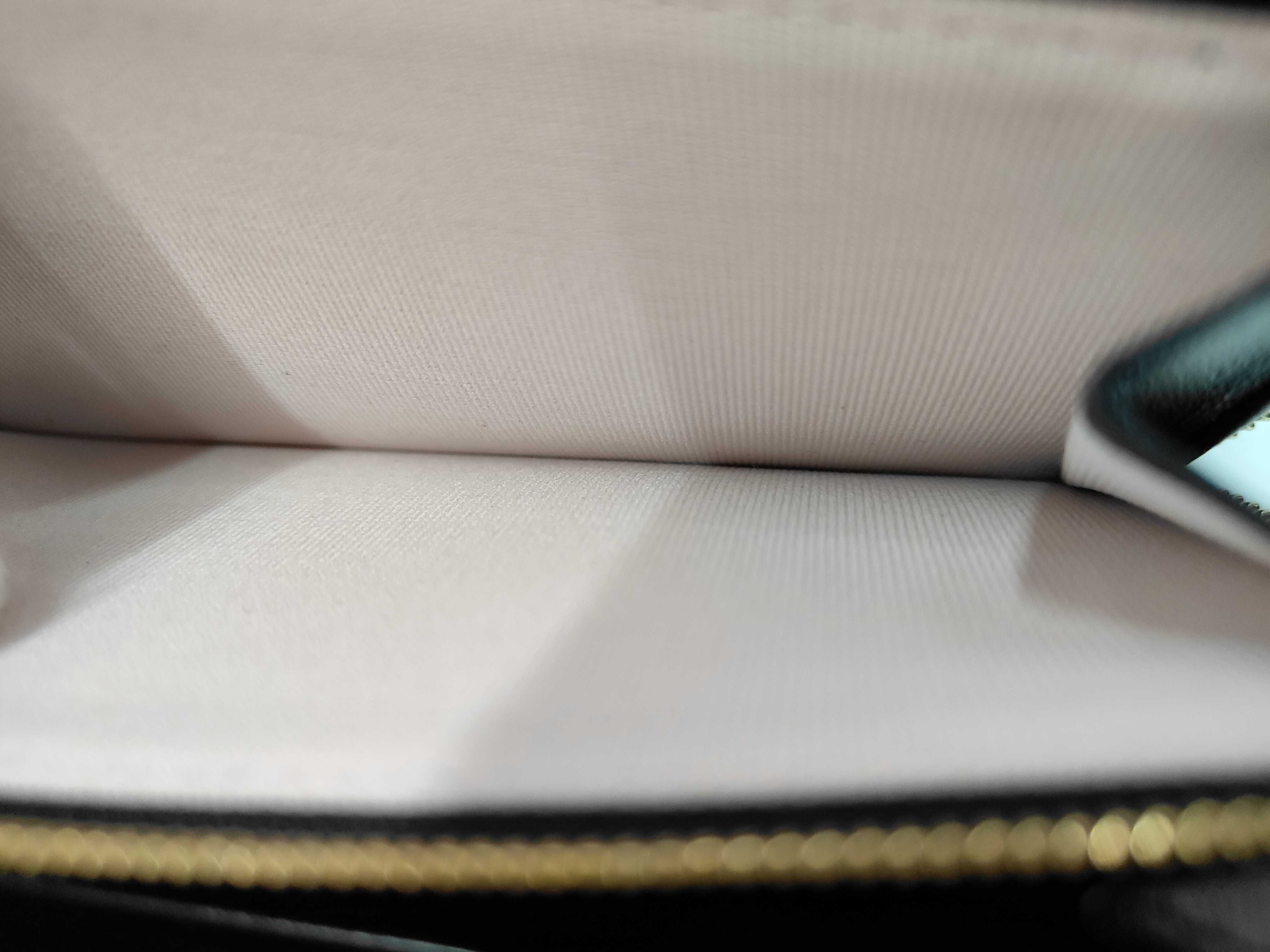 Classic Long Zip Wallet Apple Design Long Wallet Black — view 9
