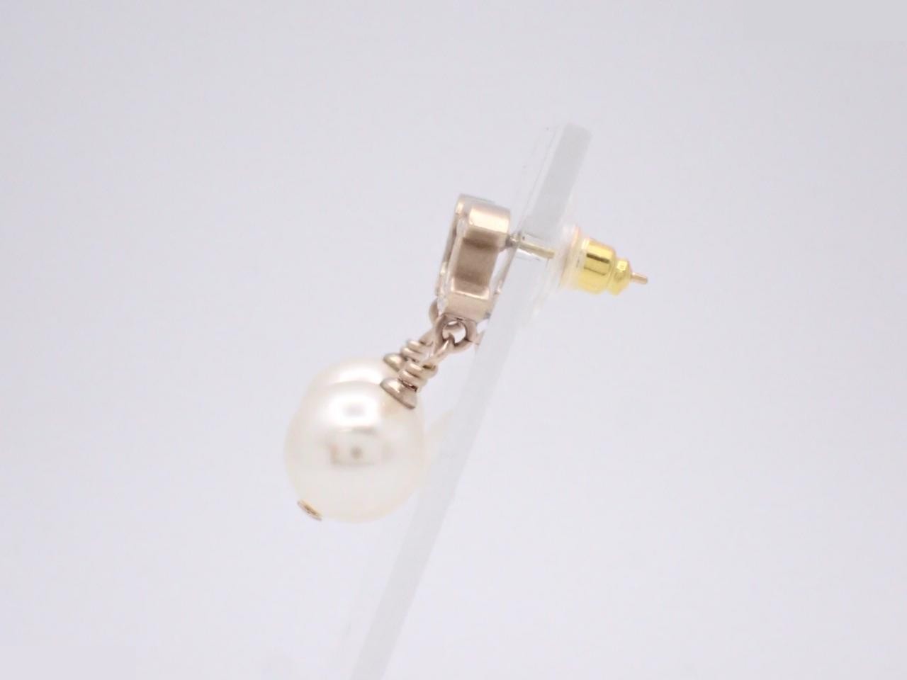 B11C Earrings — view 3