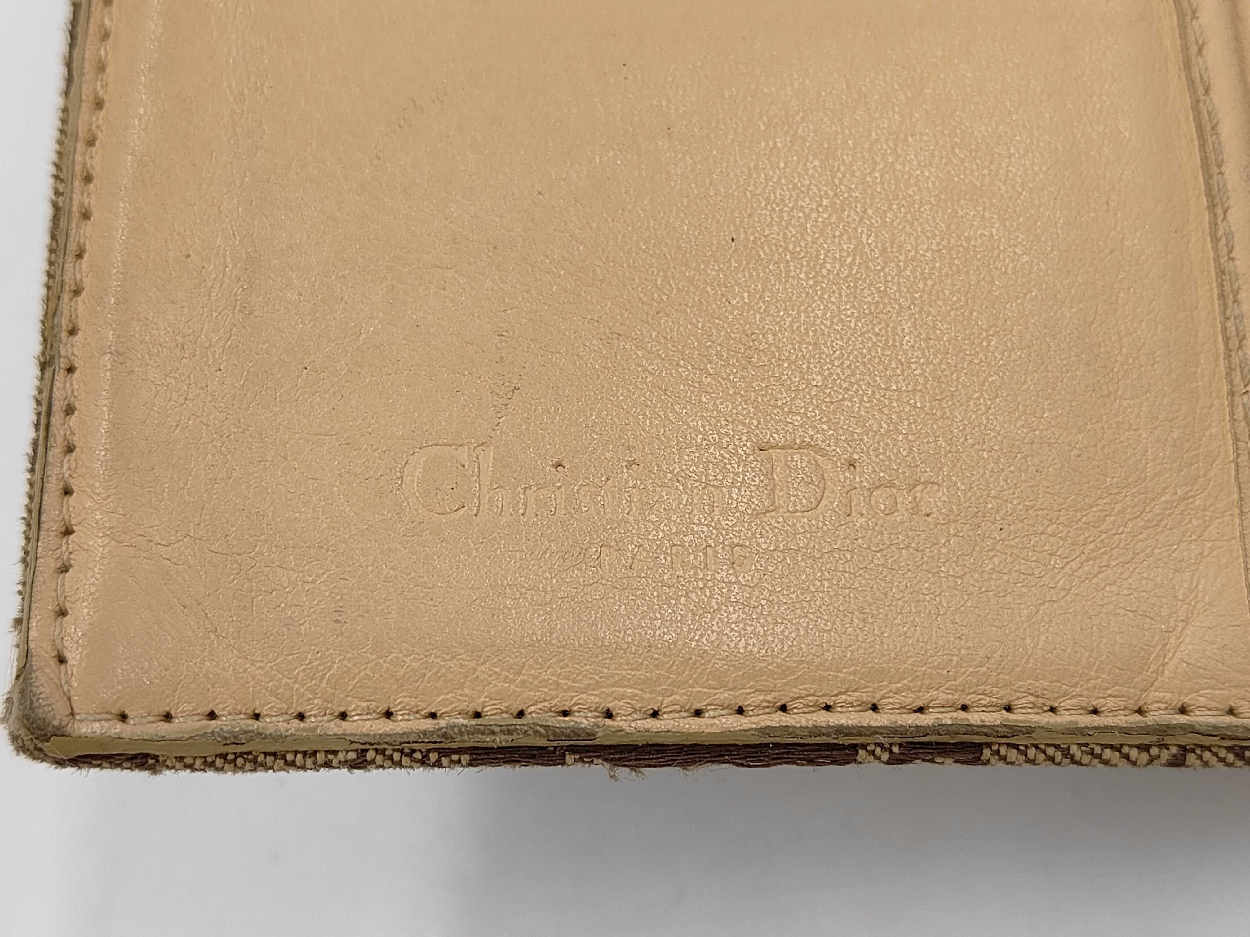 wallet — view 7
