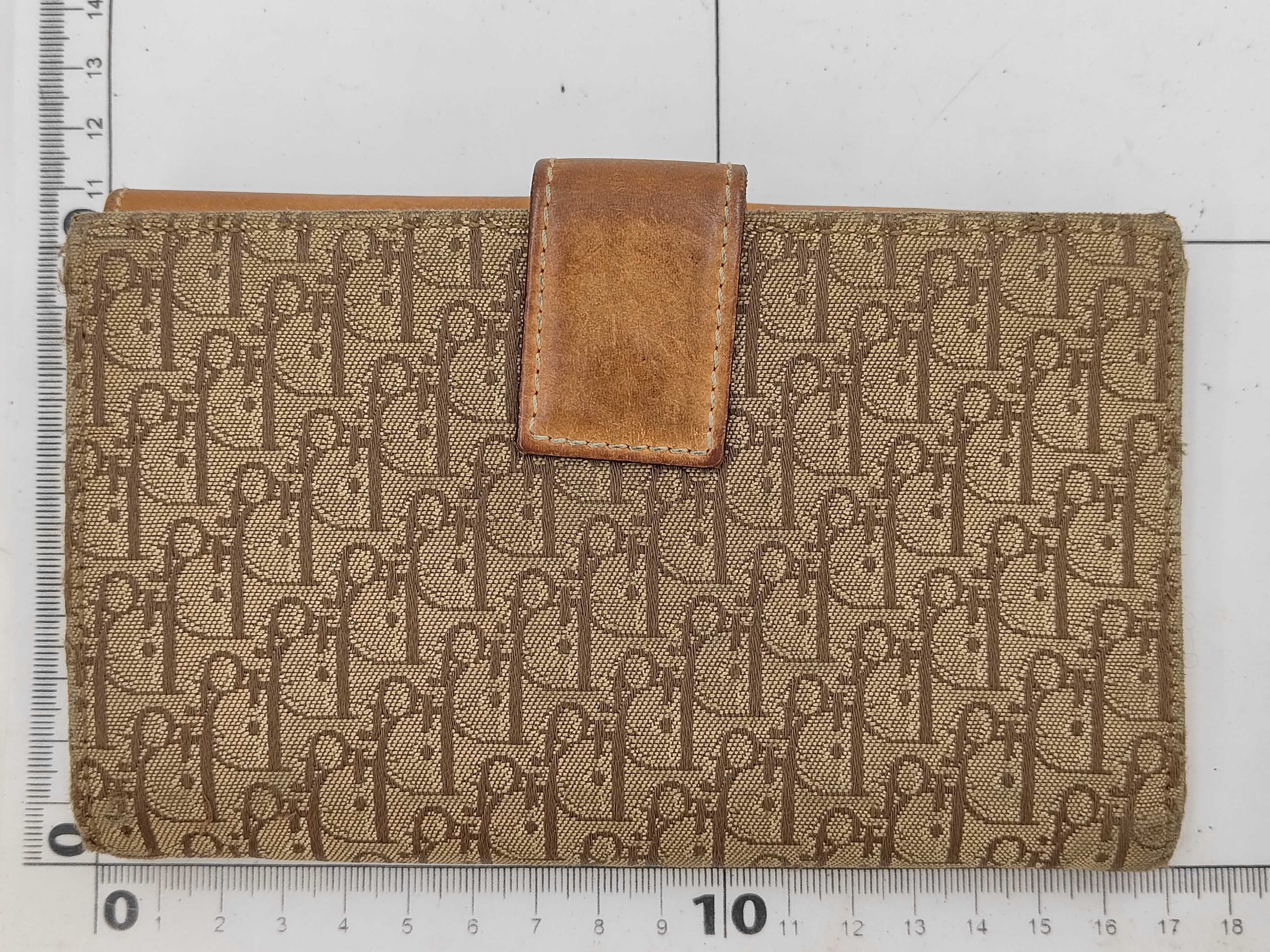 wallet — view 8