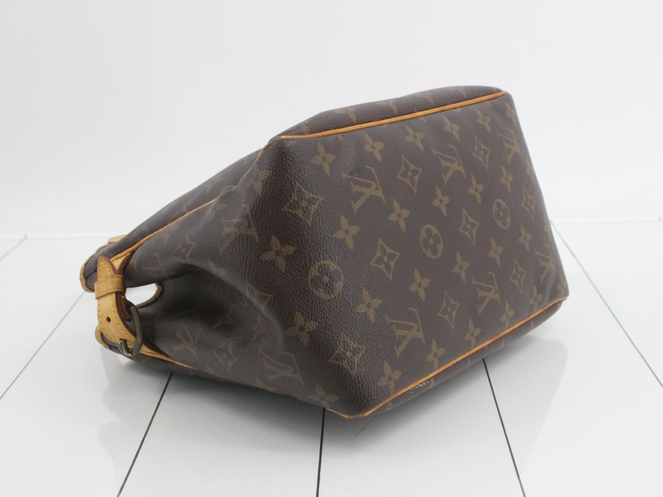 LV Monogram Batignolles — view 5