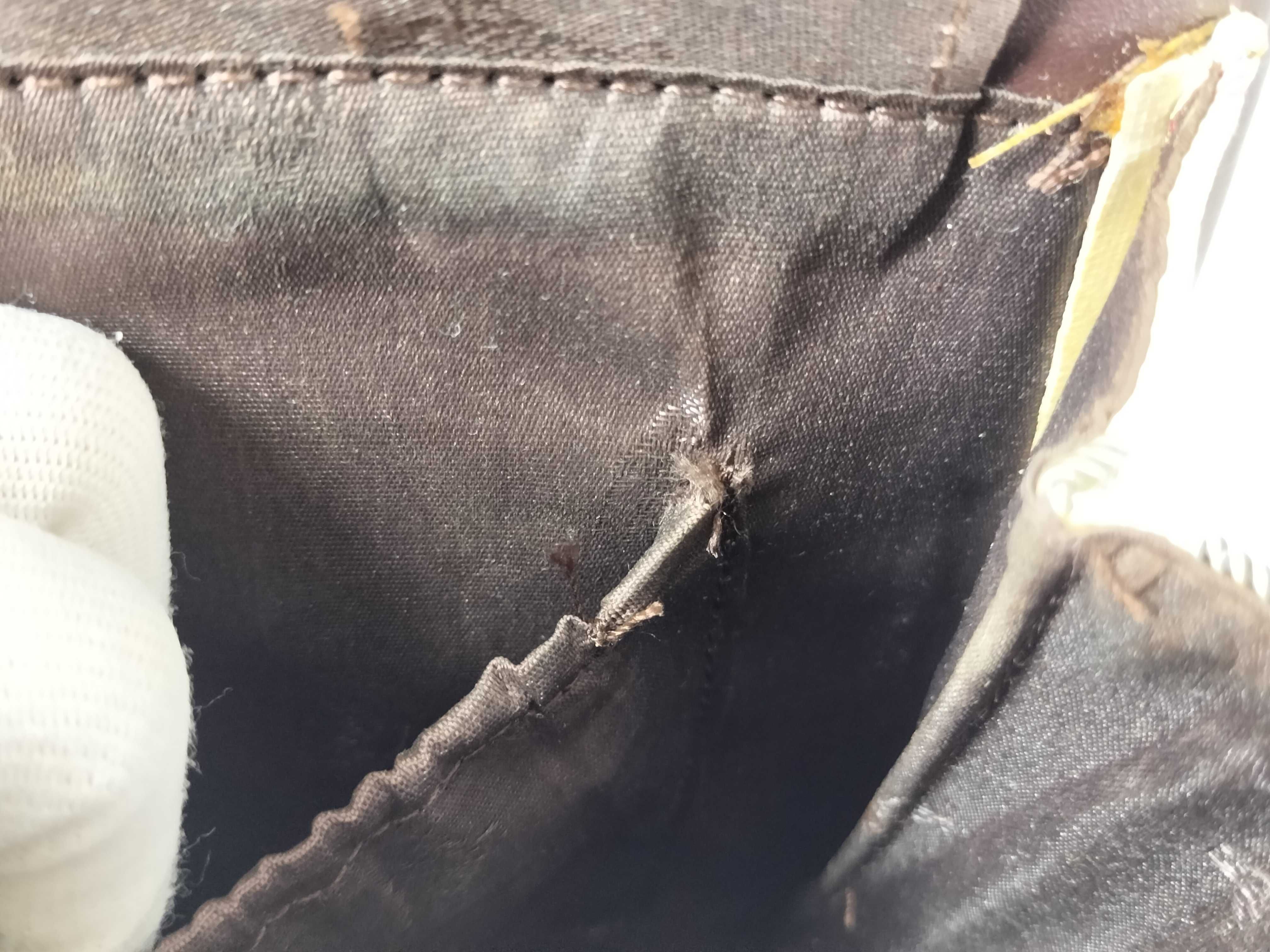 Burberrys Hand Tote Handbag — view 12