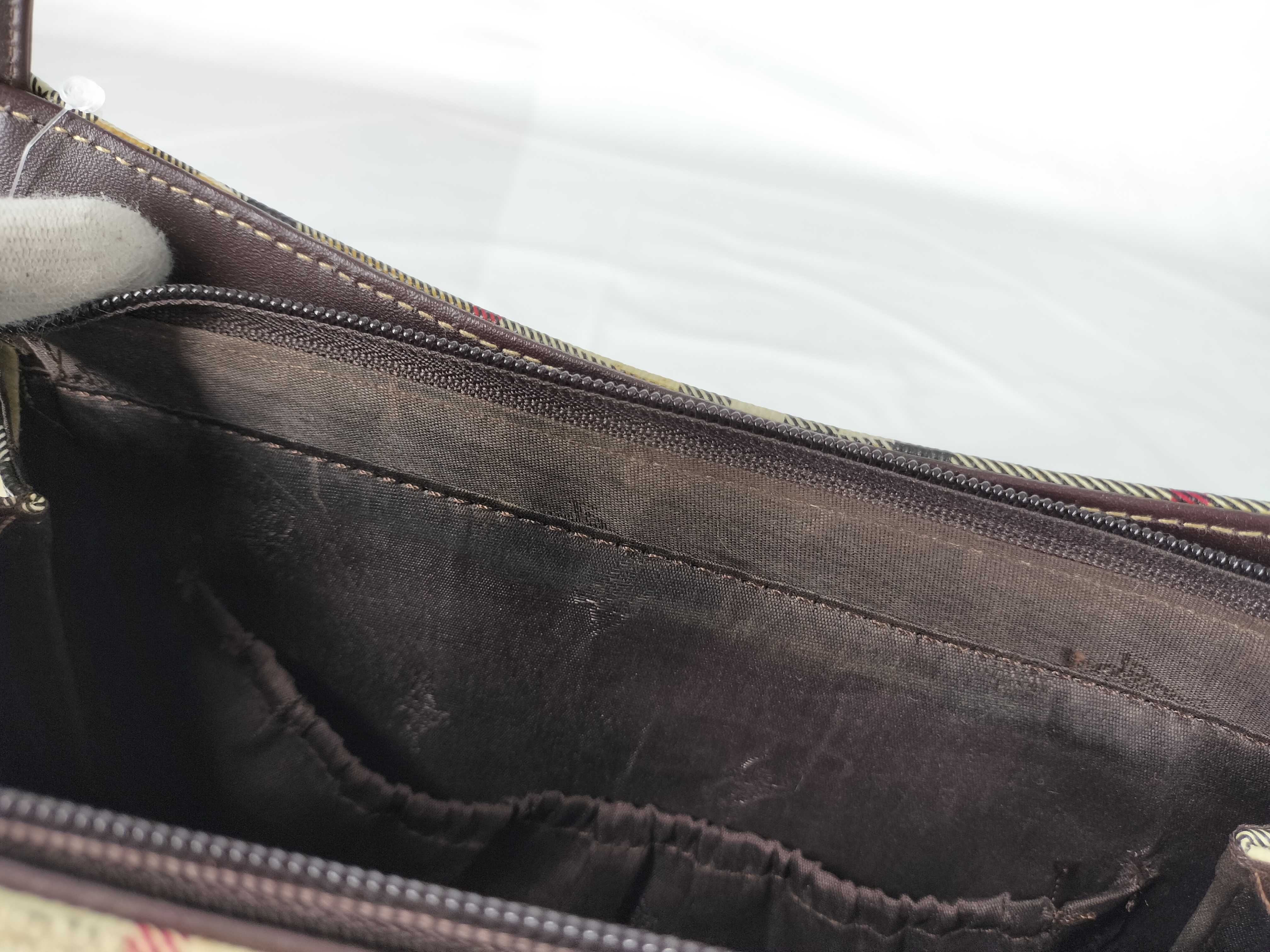 Burberrys Hand Tote Handbag — view 13