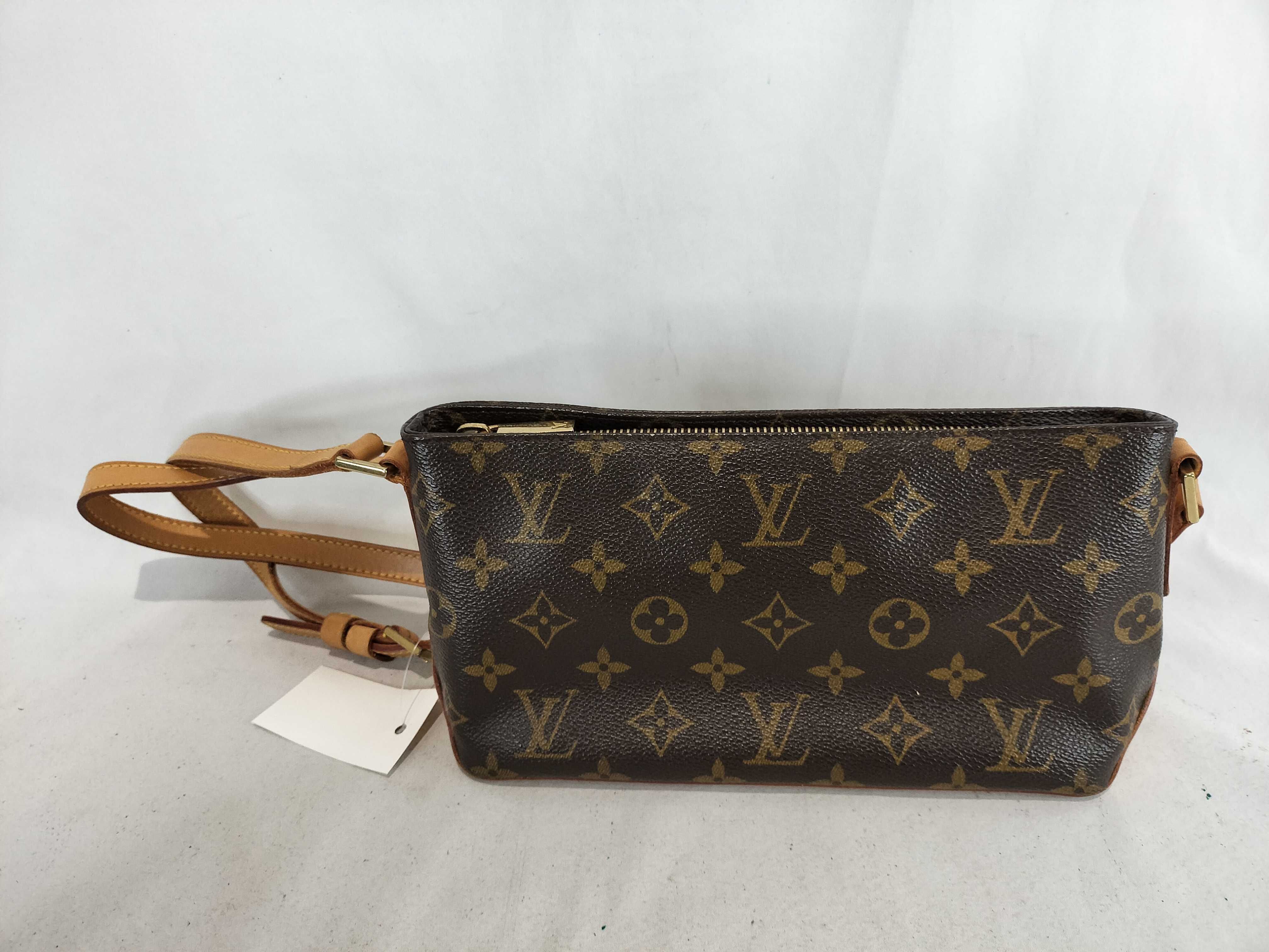 Monogram M51240 Trotteur Shoulder Bag