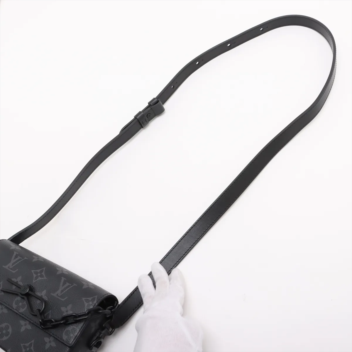 Monogram Eclipse Steamer Wearable Wallet M81783 Black RFID Reactive — view 5