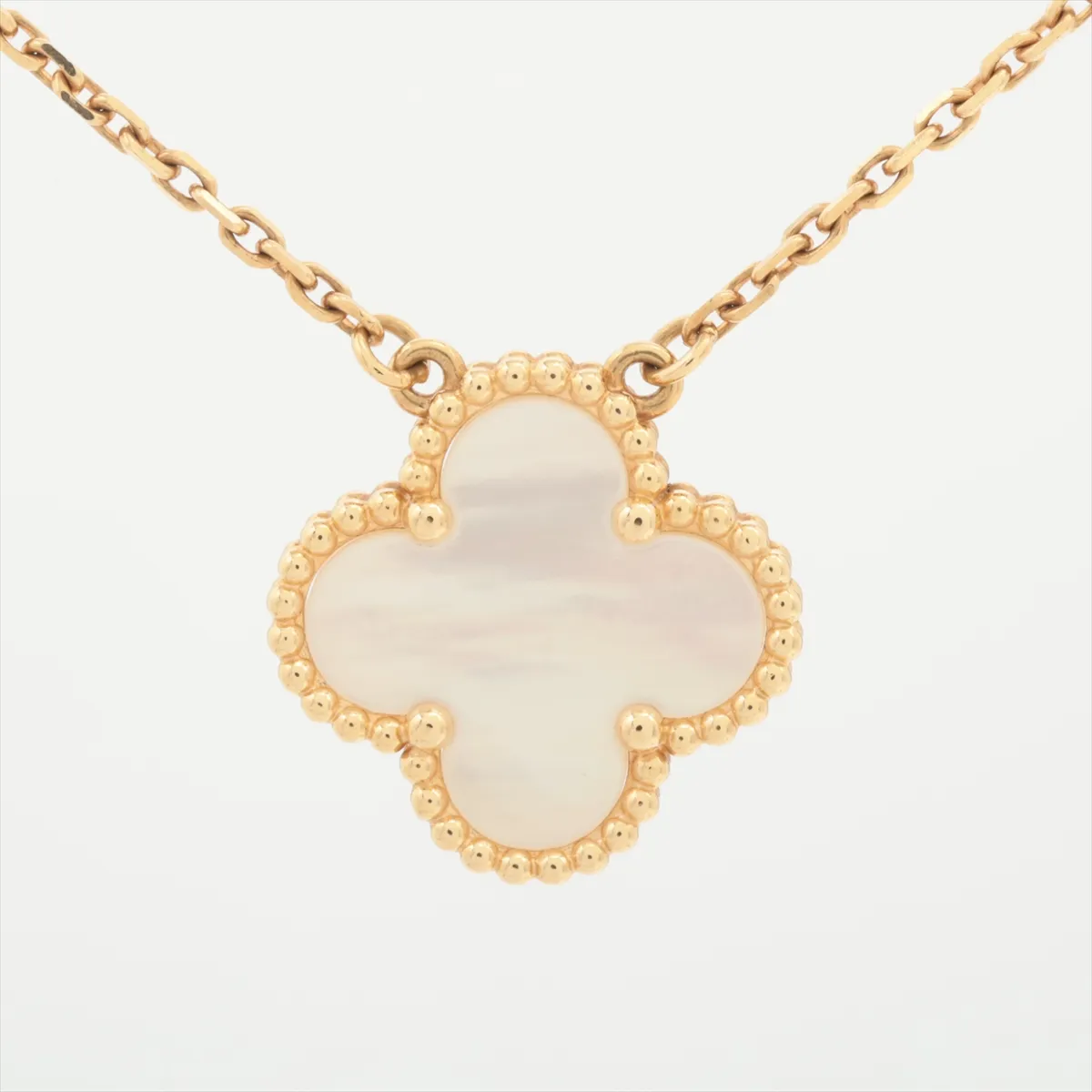 Vintage Alhambra Shell Necklace 750(YG) 5.3g JA539303 Shell deterioration