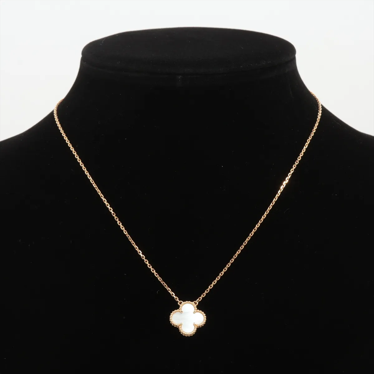 Vintage Alhambra Shell Necklace 750(YG) 5.3g JA539303 Shell deterioration — view 5