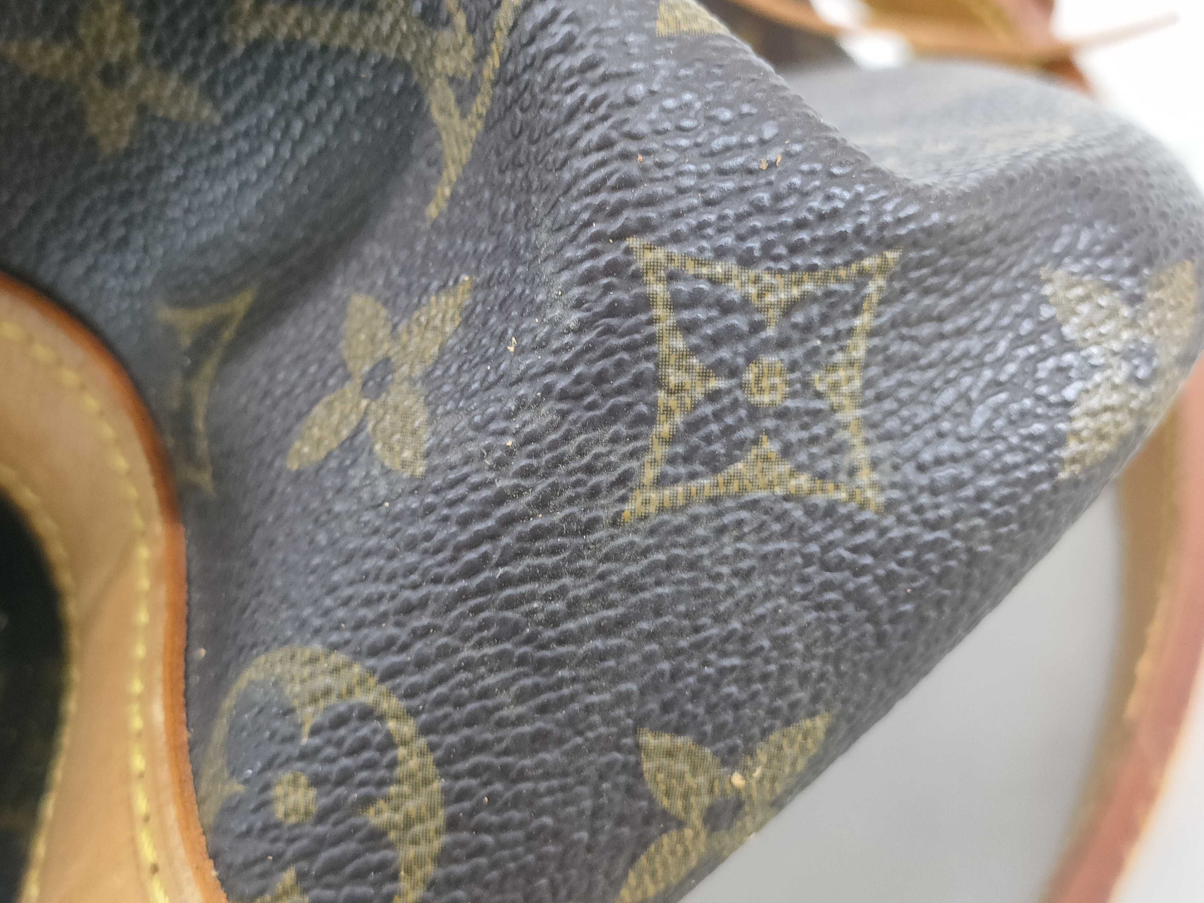 Monogram Louis Vuitton Noe Shoulder Bag — view 15
