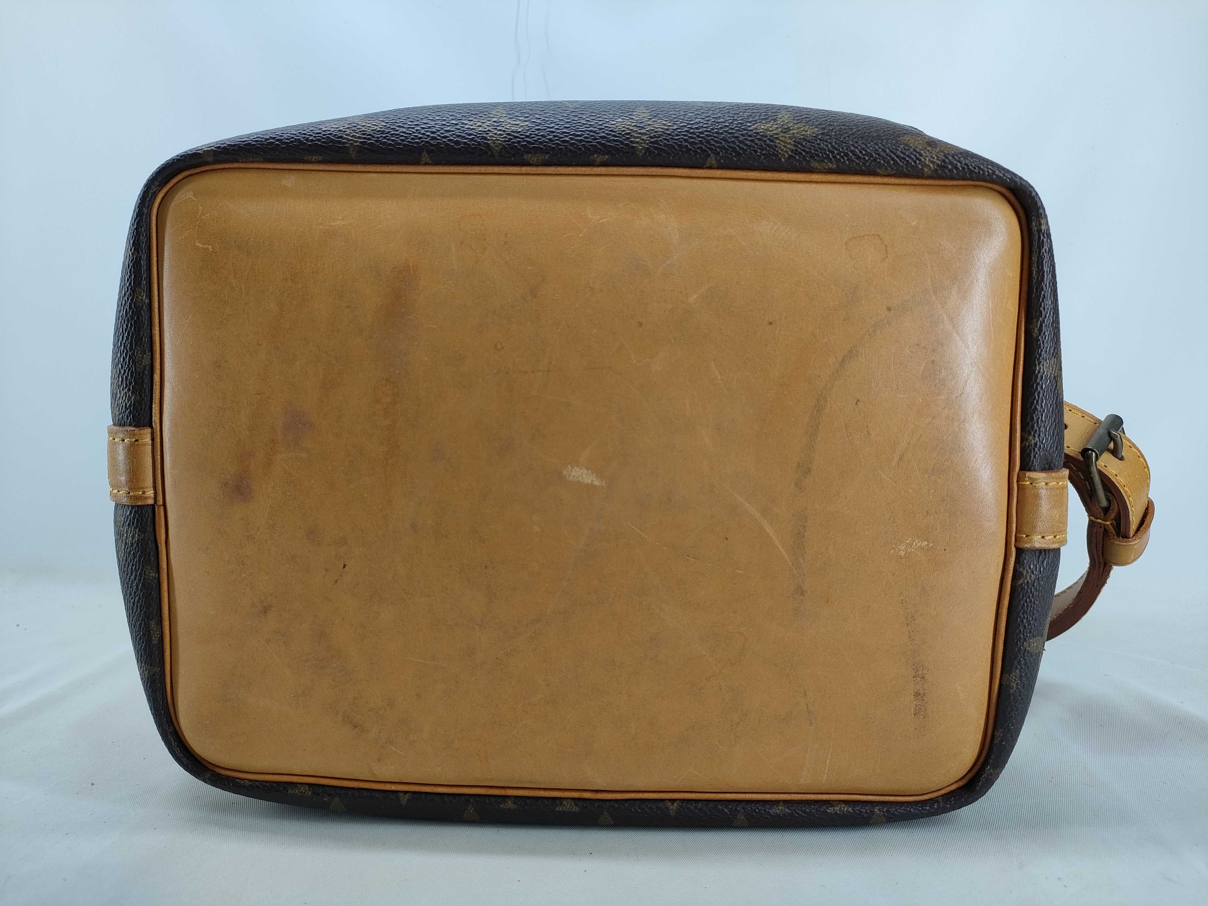 Monogram Louis Vuitton Noe Shoulder Bag — view 3
