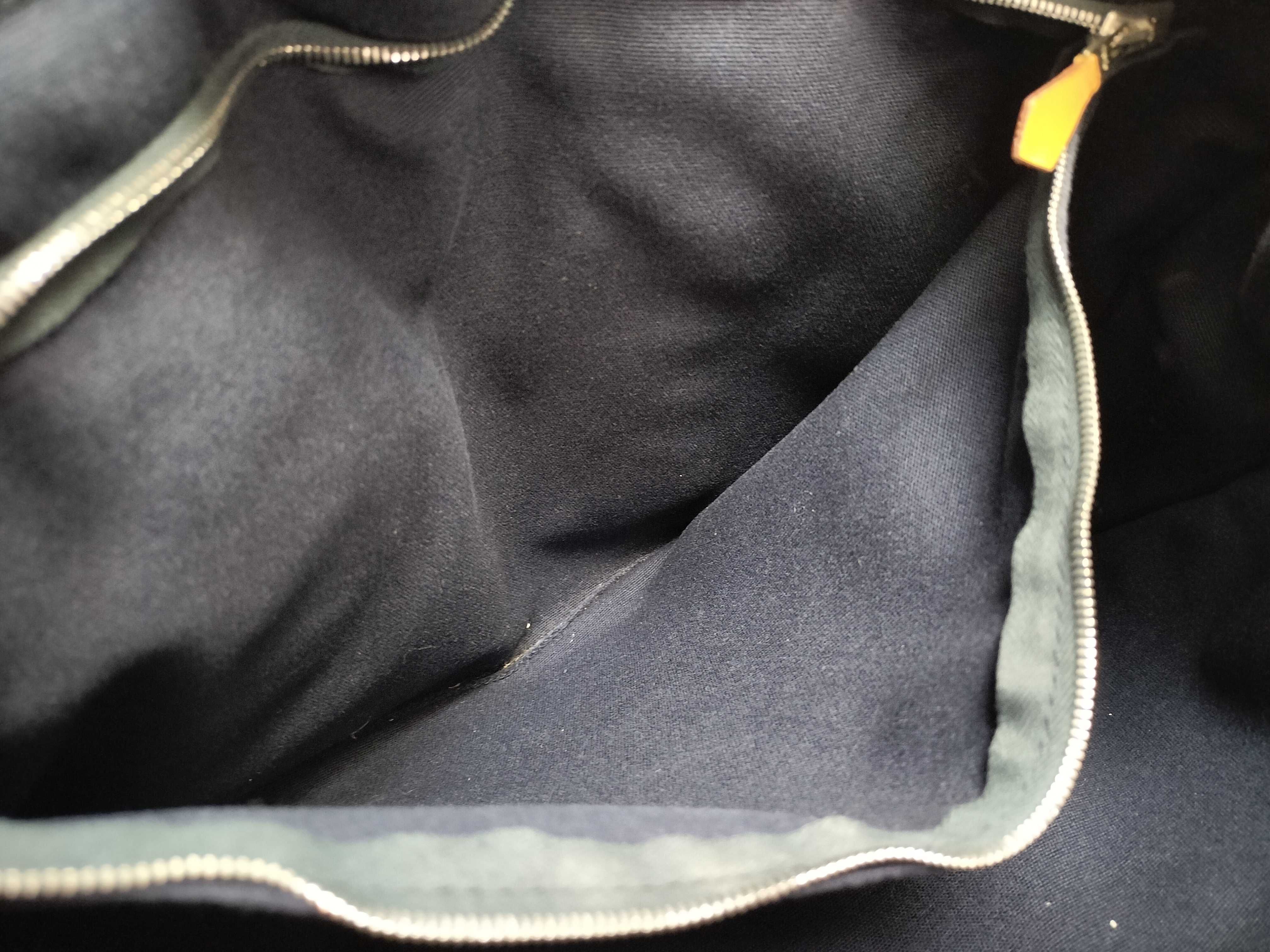 Deauville MM Navy Tote Bag — view 9