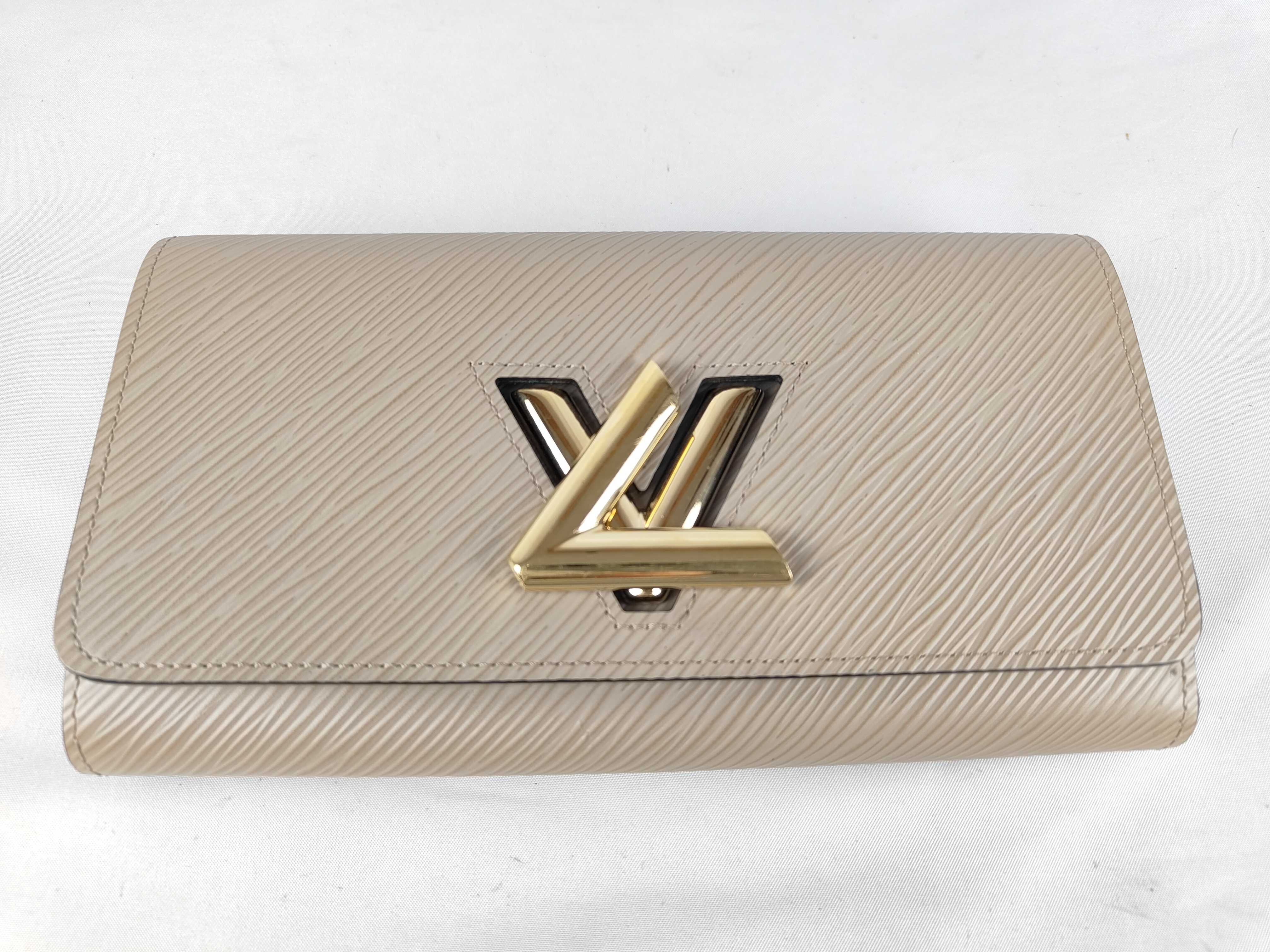 Monogram Portefeuille Twist Wallet with Name Tag