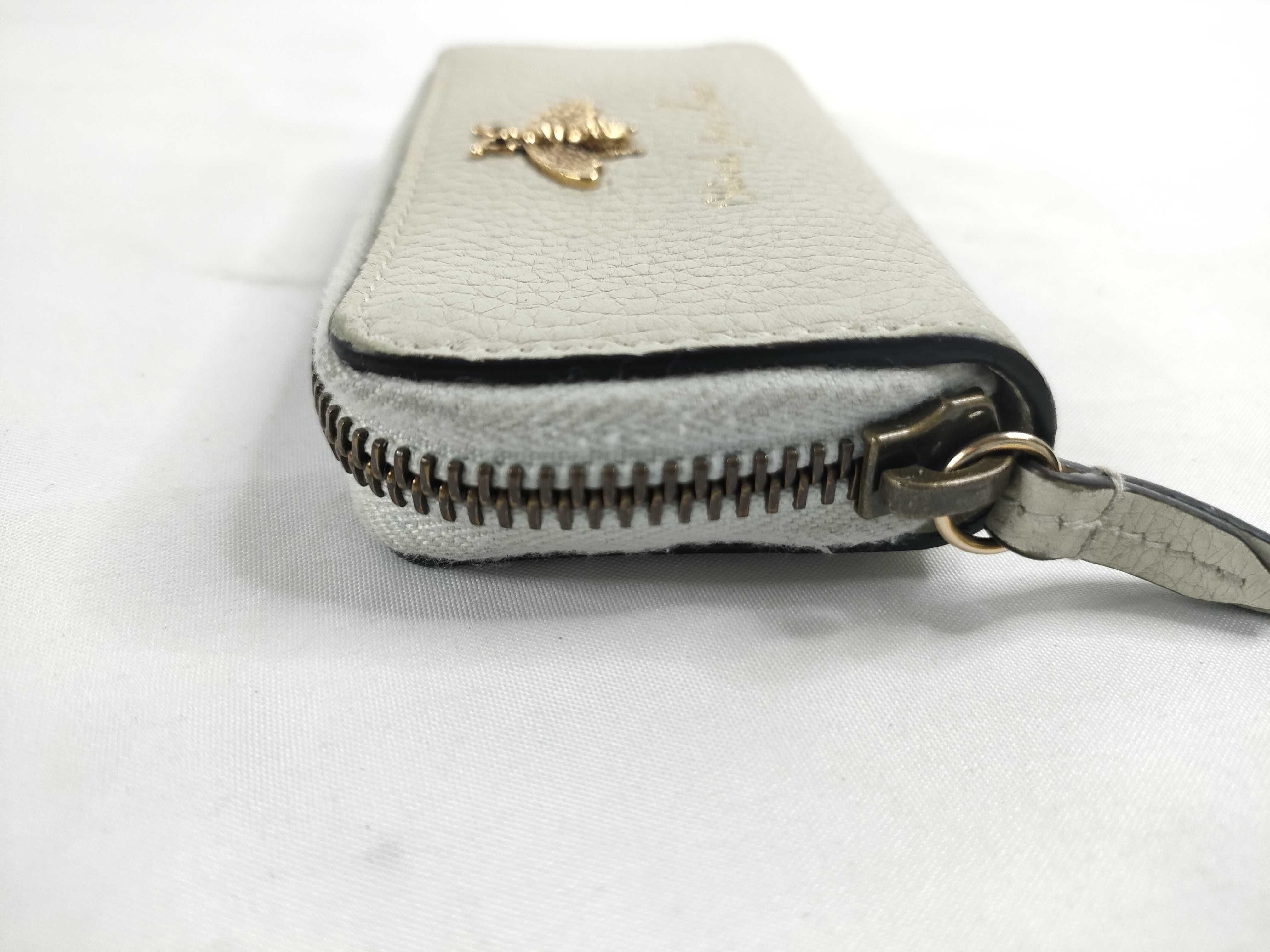 Animalier Bee Leather Coin Case with Key Ring Coin Case — view 5