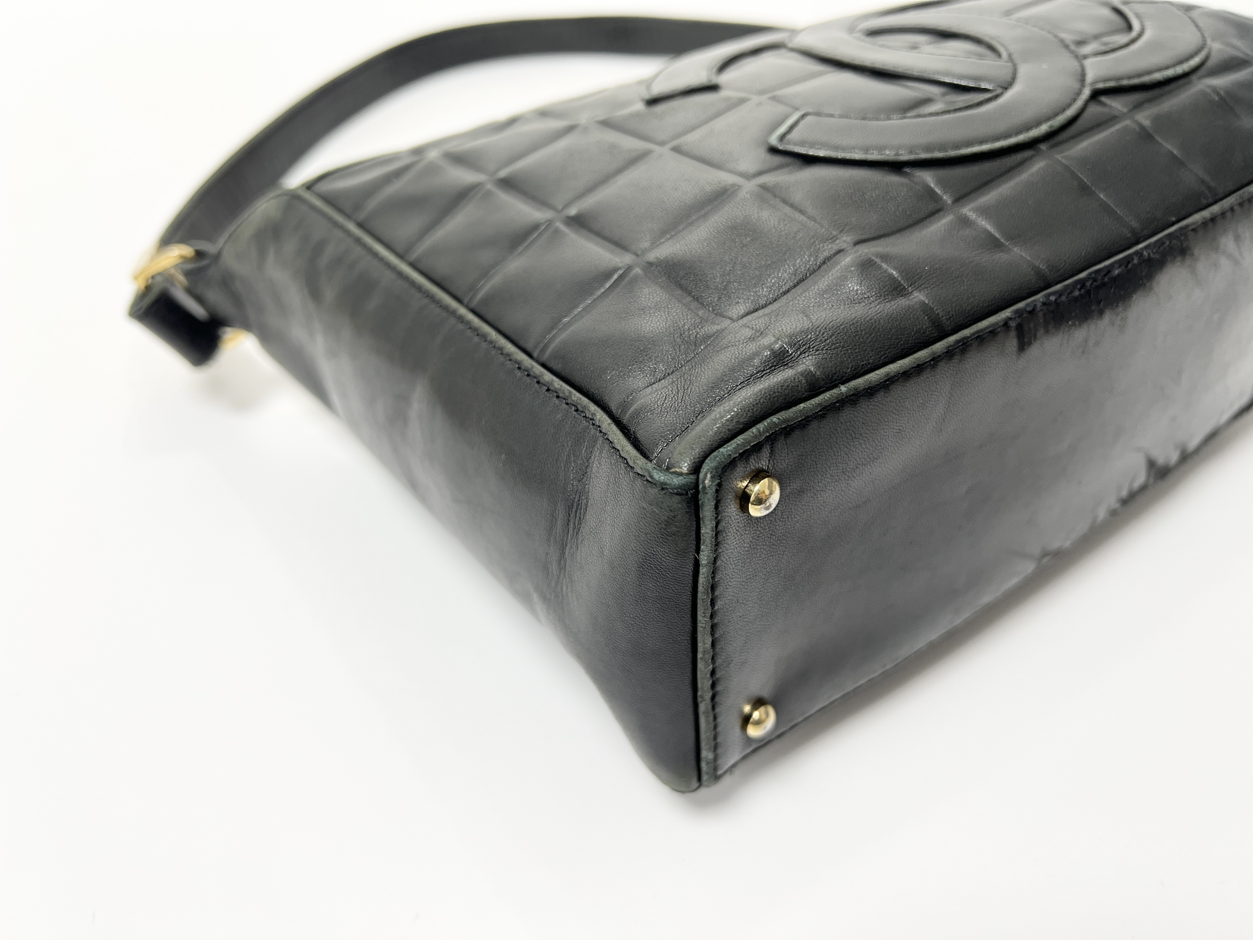 Chocolate Bar Coco Mark Logo Lambskin Leather Shoulder Bag (Serial Number 6) — view 11