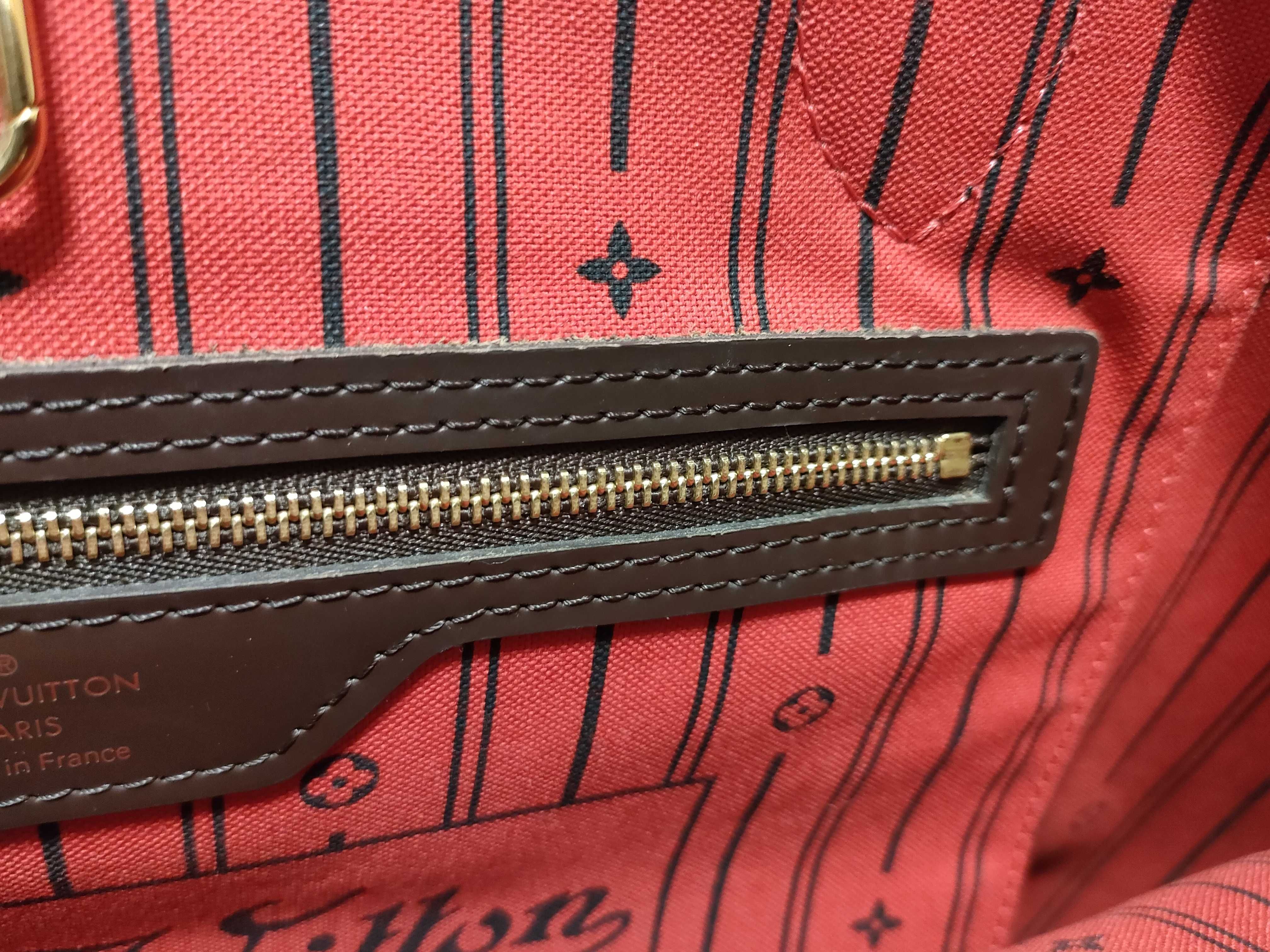 Damier Neverfull MM Tote Bag — view 6