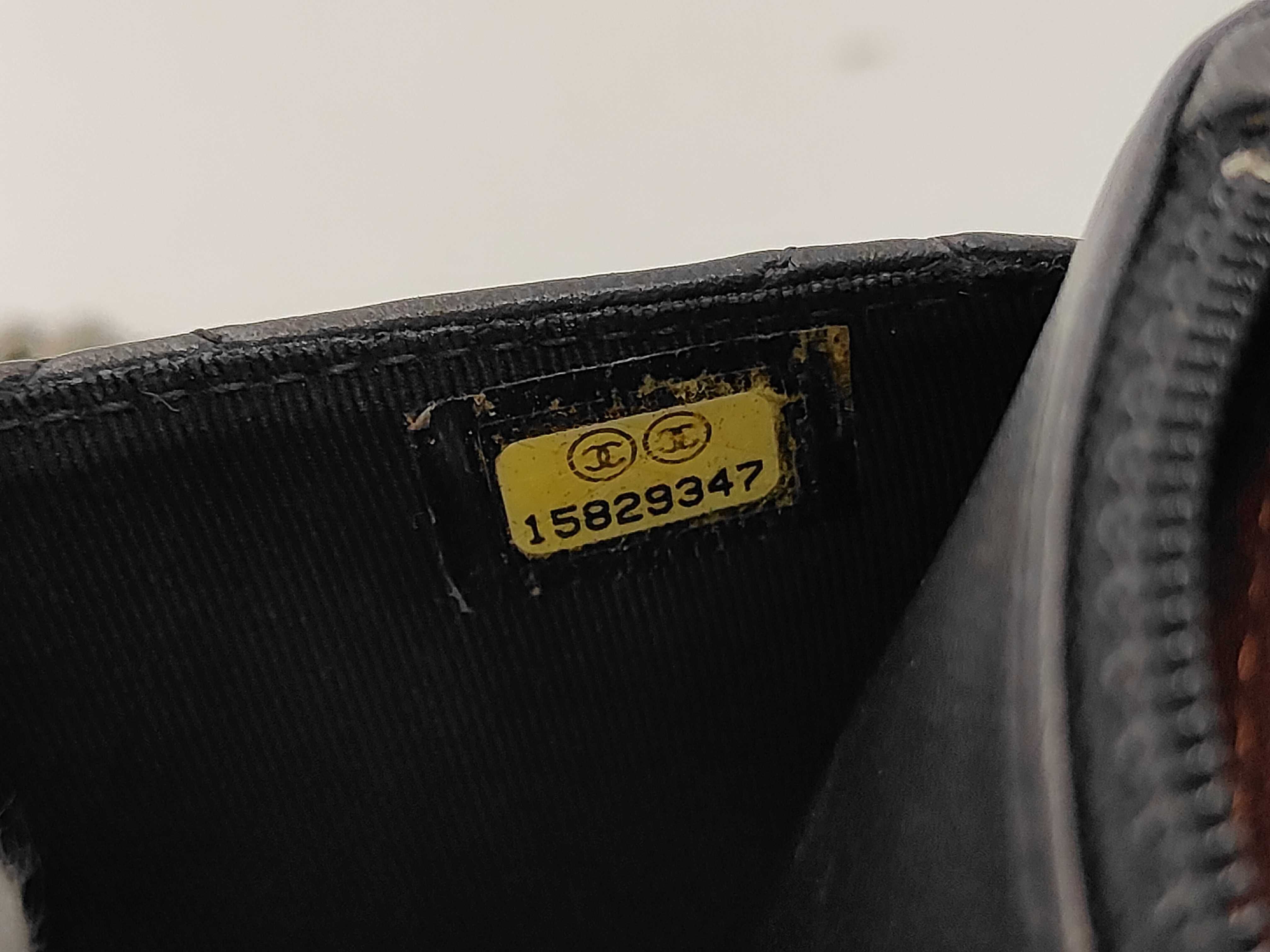 Matelassé Chain Wallet Shoulder Bag — view 12