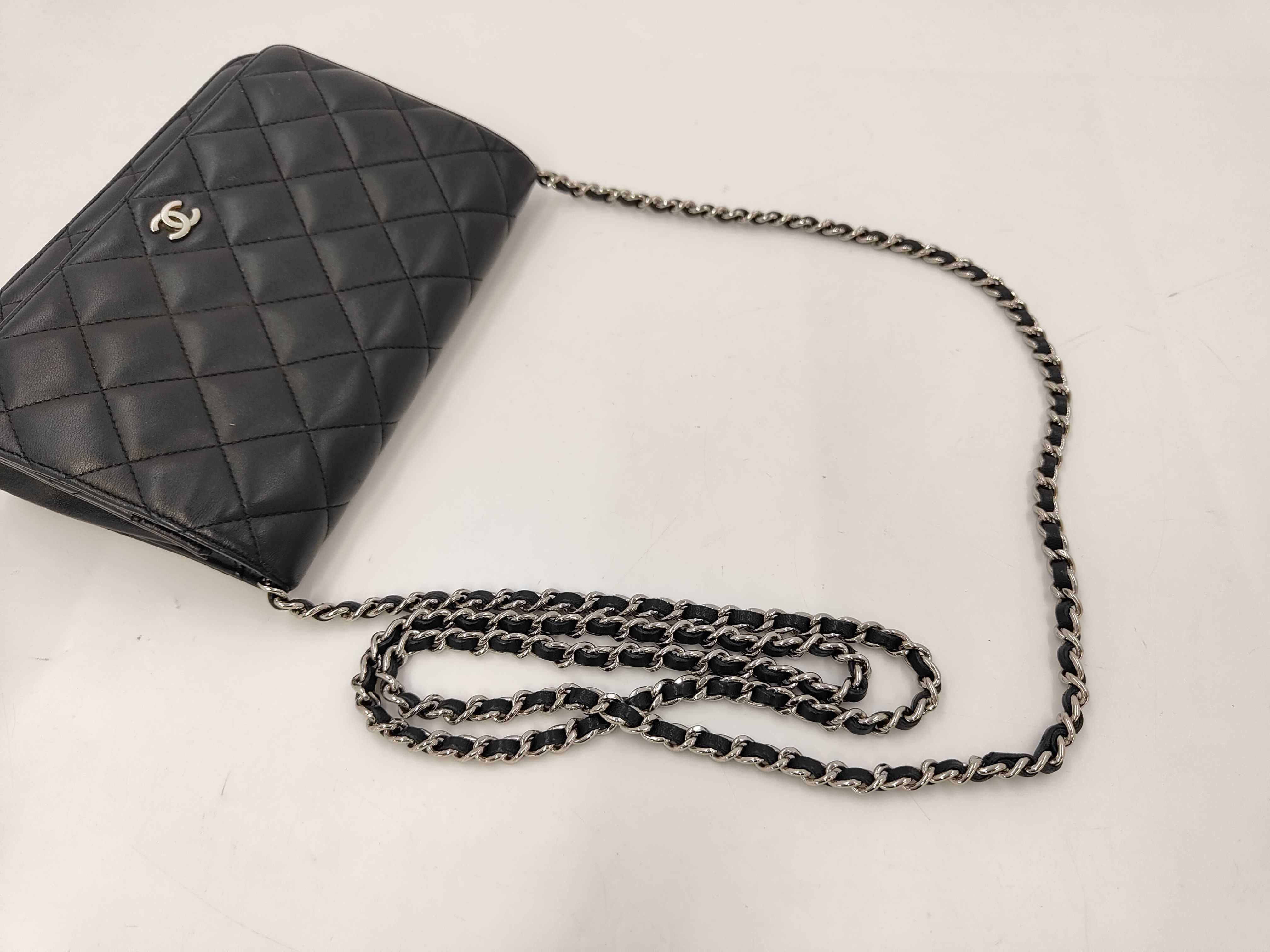 Matelassé Chain Wallet Shoulder Bag — view 5