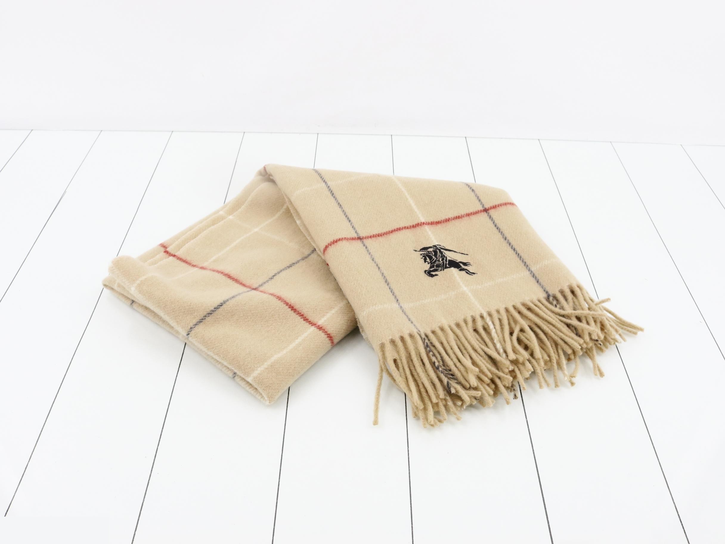 muffler — view 2