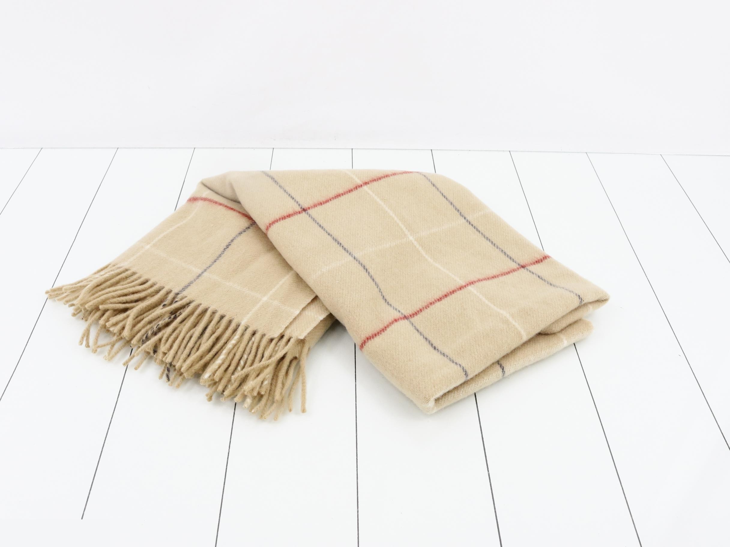 muffler — view 3