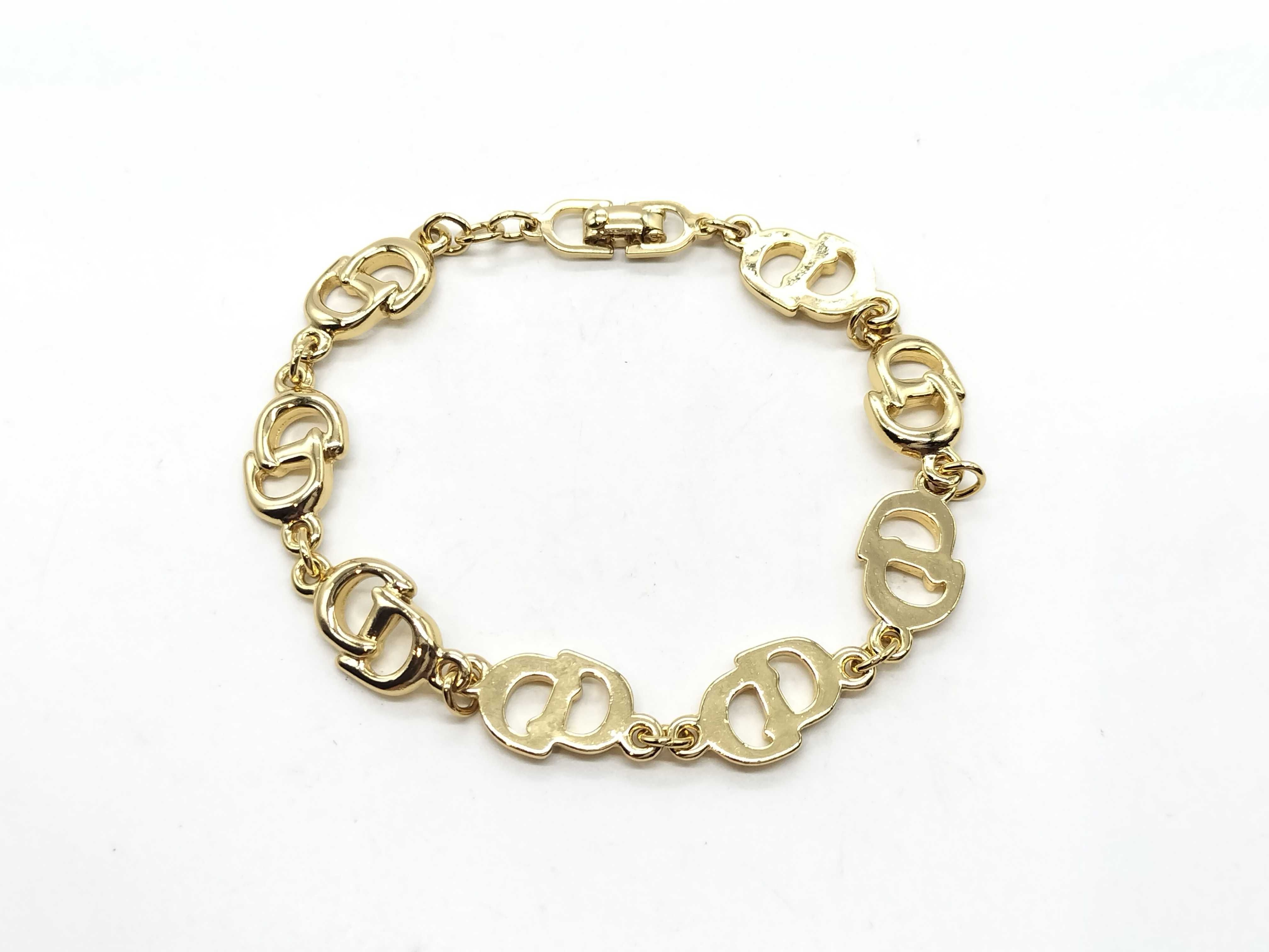 bracelet, bangle
