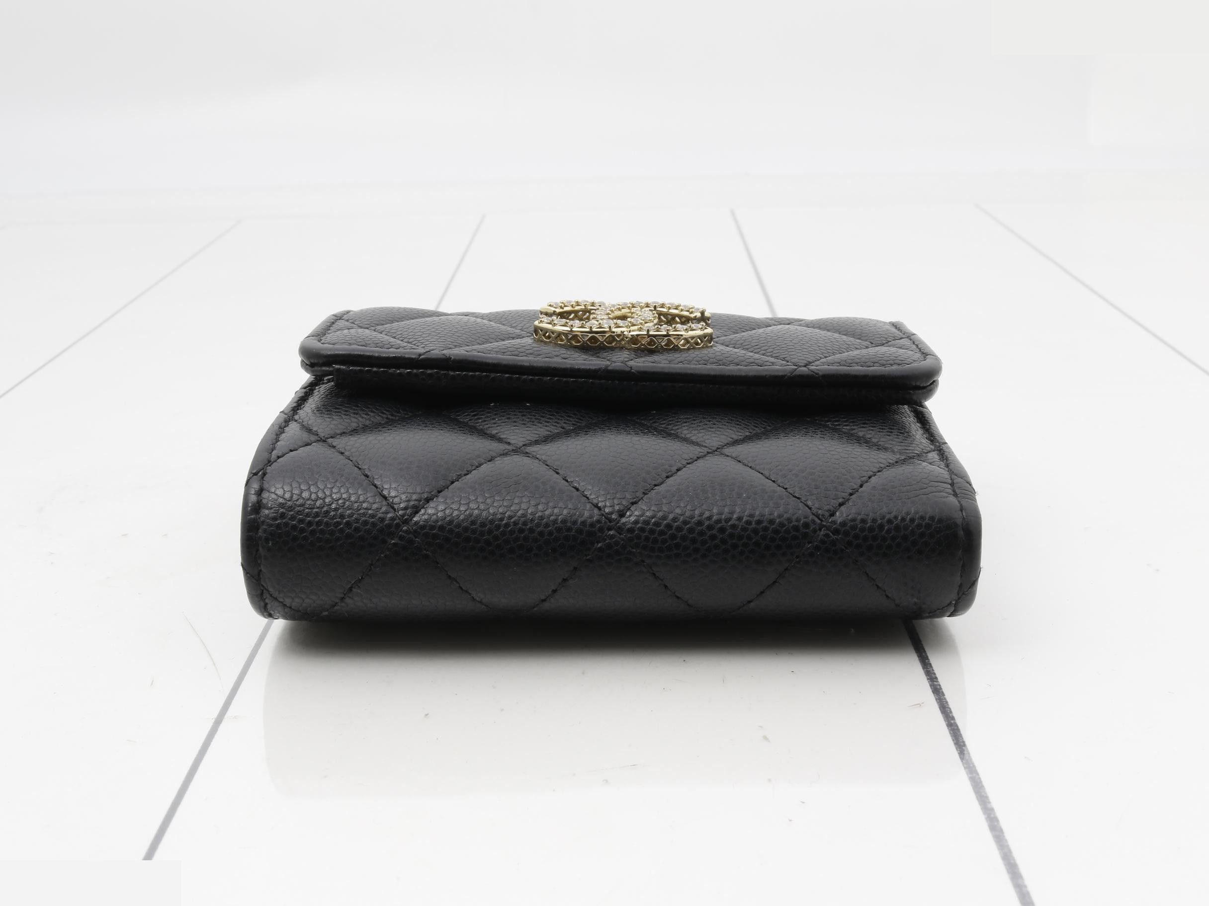 caviar leather folding wallet with Coco Mark sticker. — view 3