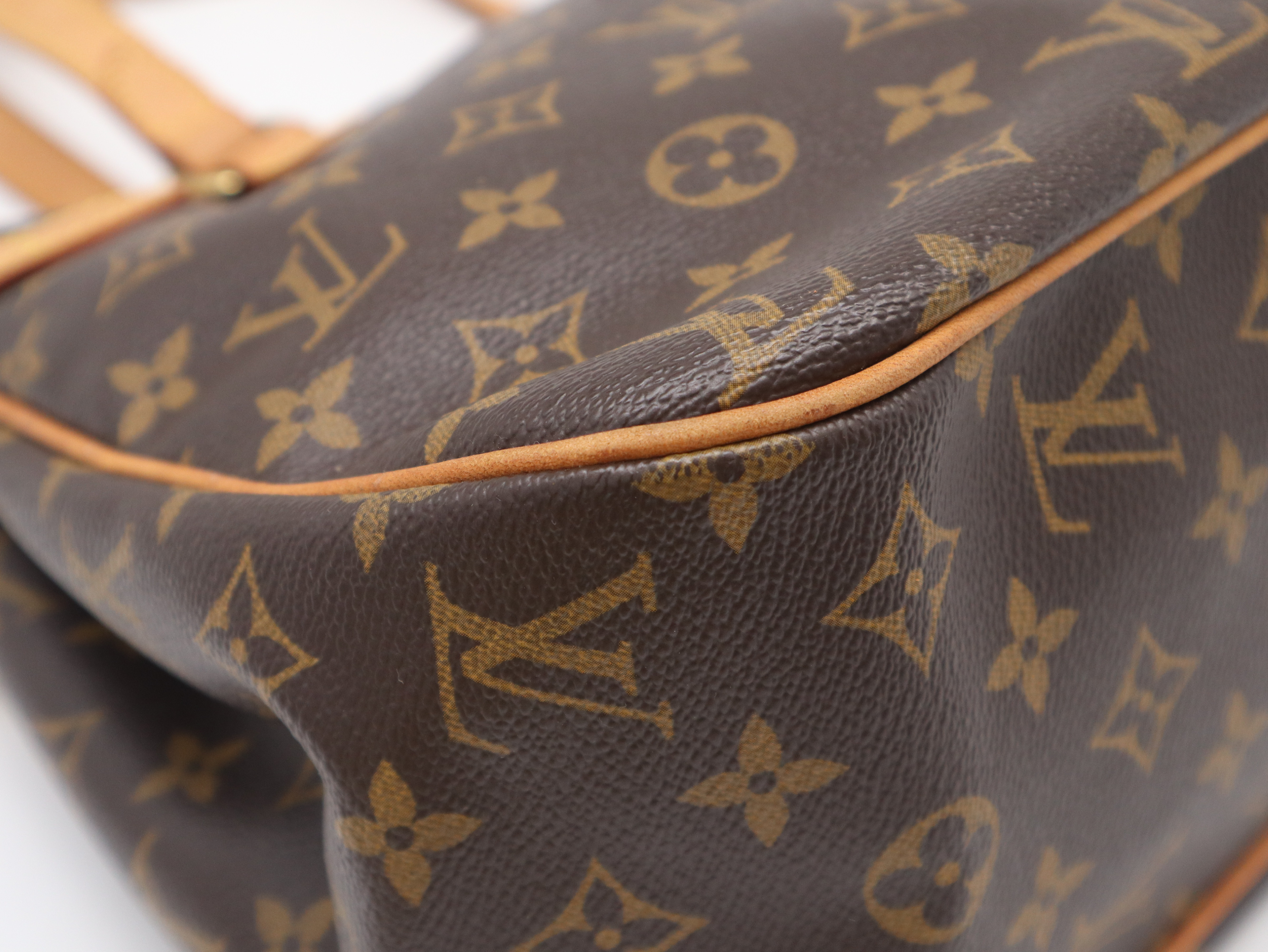 M51154 Monogram Batignolles Horizontal Tote Bag with Dust Bag — view 9