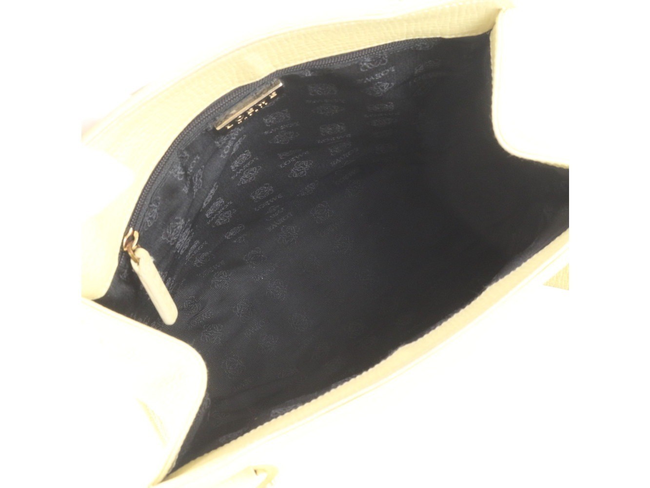 Leather shoulder bag, crossbody bag. — view 7