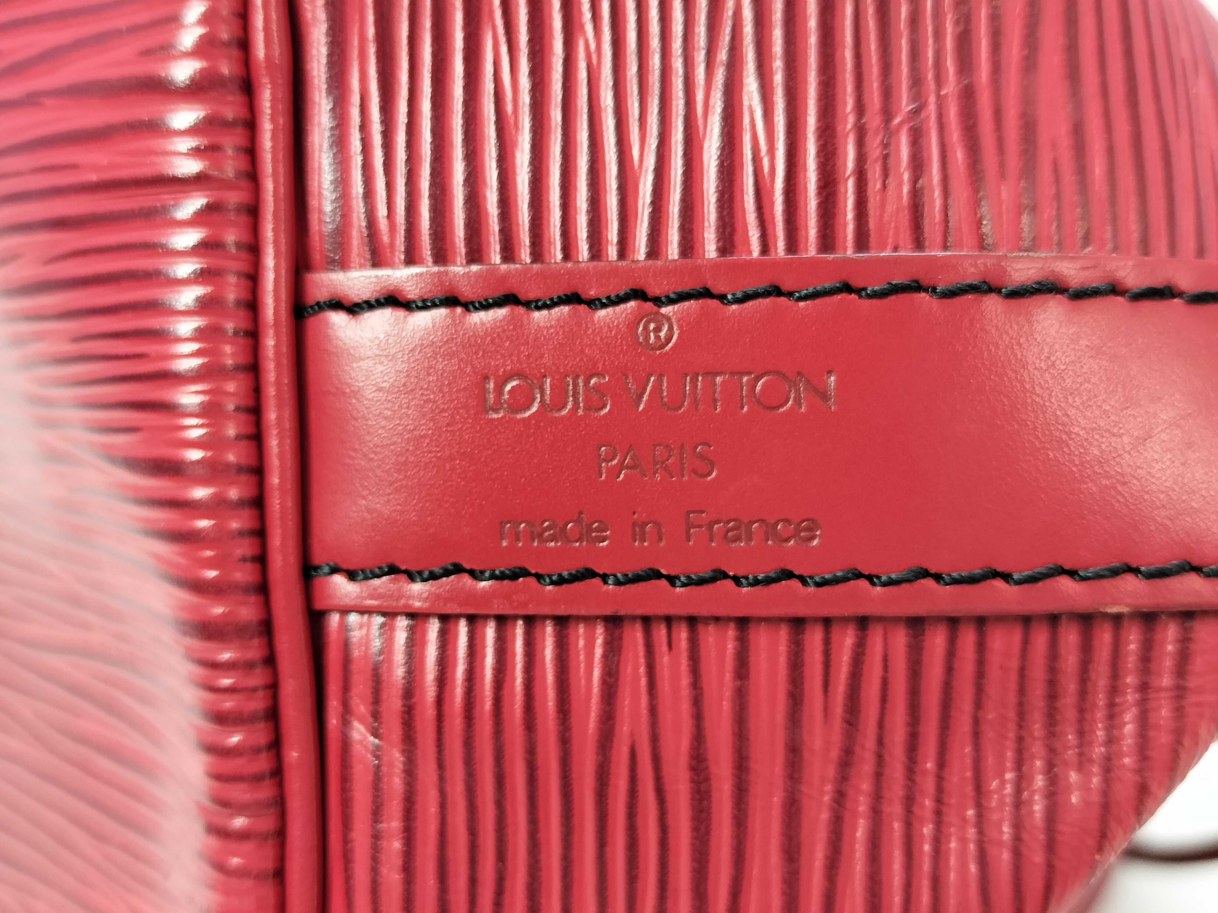 Epi M44107 Petit Noé Shoulder Bag — view 8
