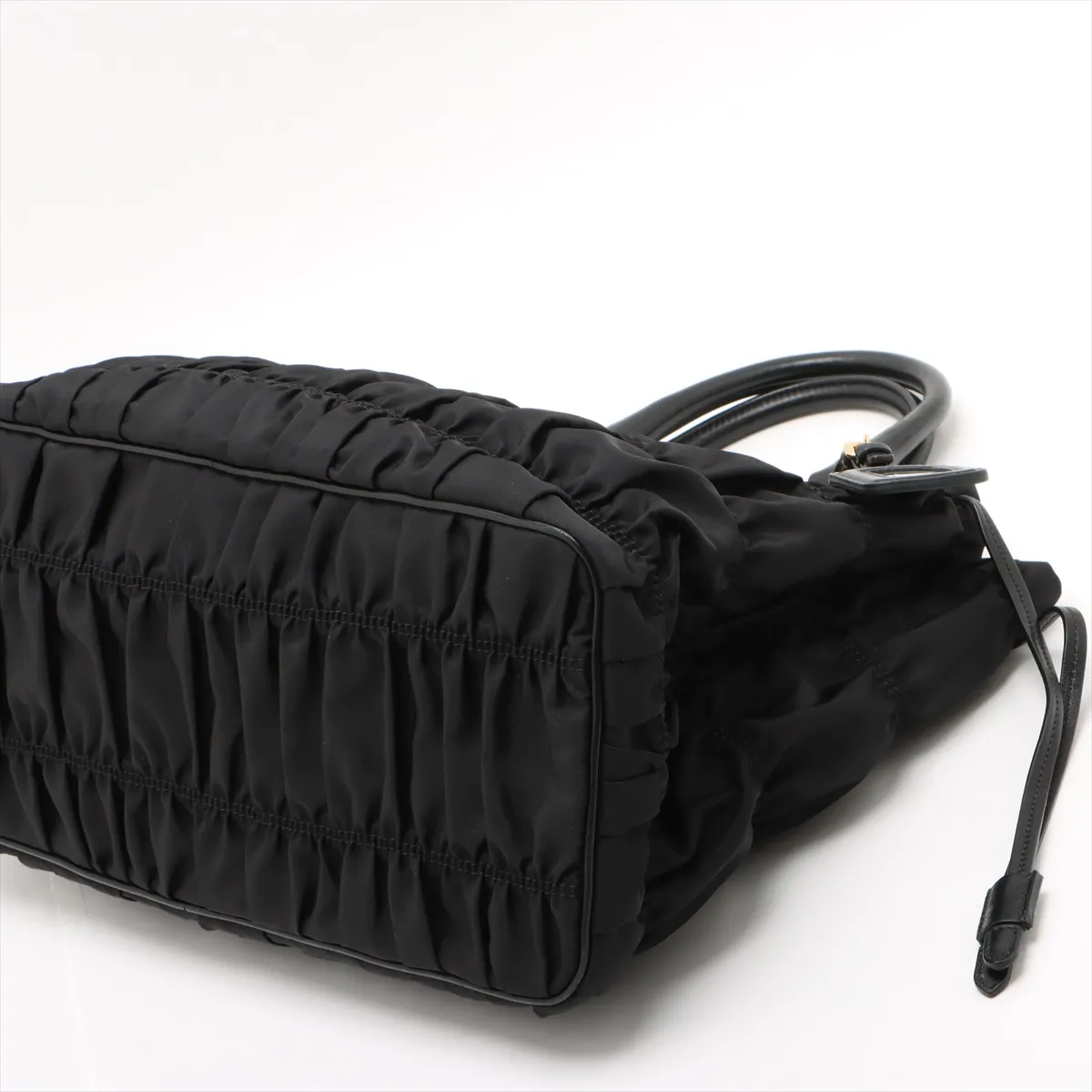 Tessuto Gaufre Nylon x Leather Tote Bag Black B1788M Bearer Guarantee — view 3