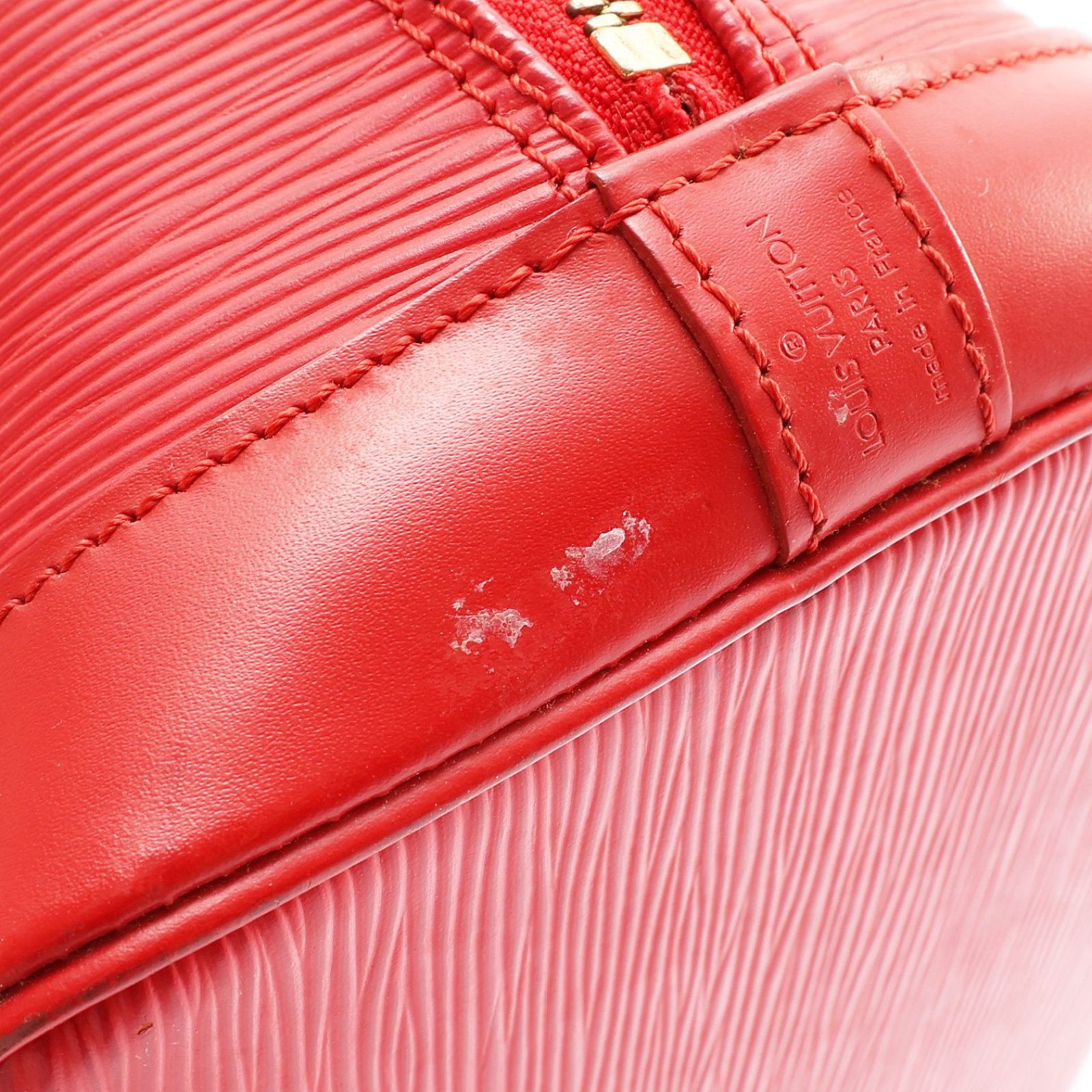 Alma Handbag Epi Leather Red M 52147 (no Key) — view 17