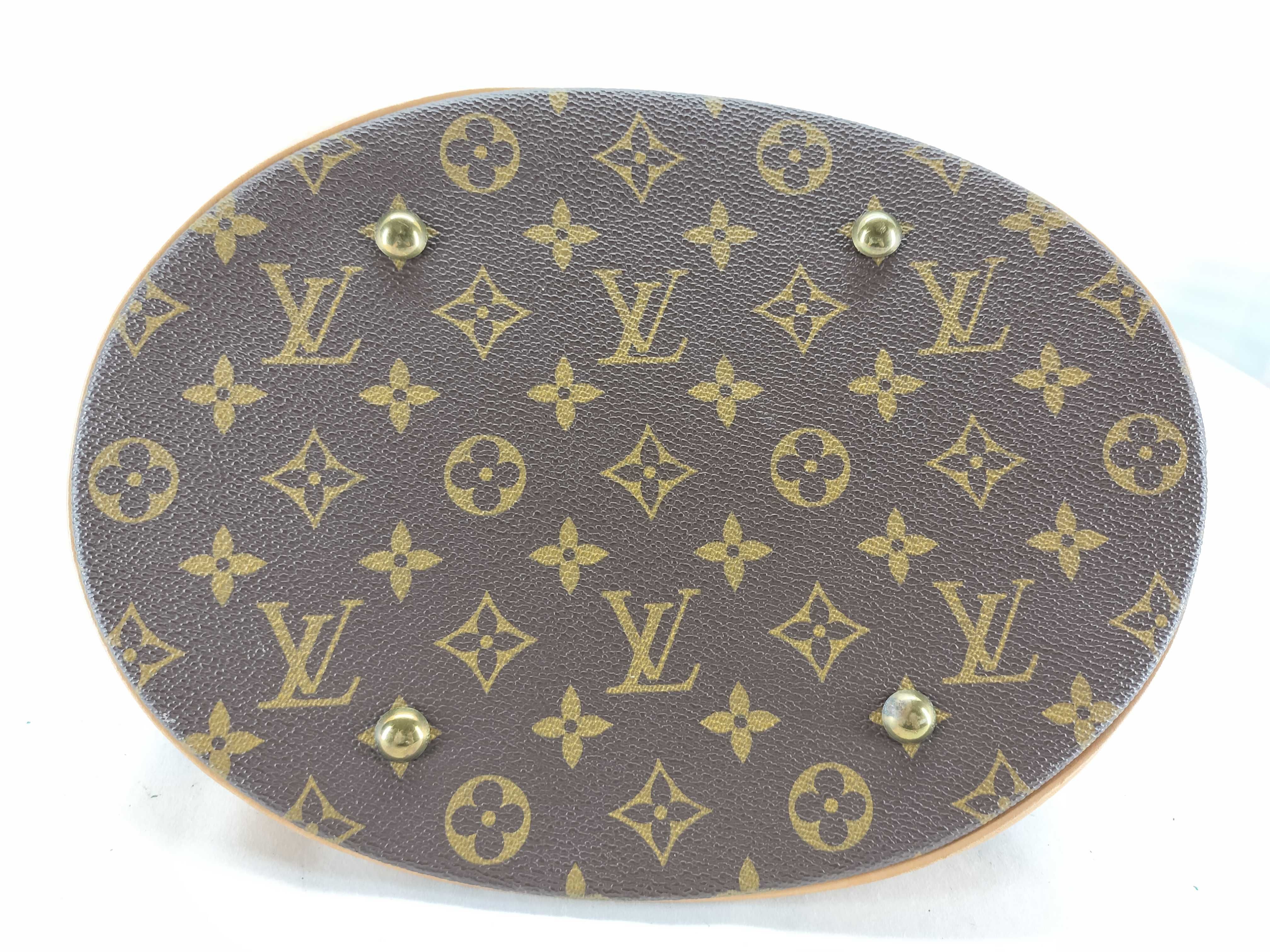 Monogram Louis Vuitton Bucket GM Tote Bag — view 7
