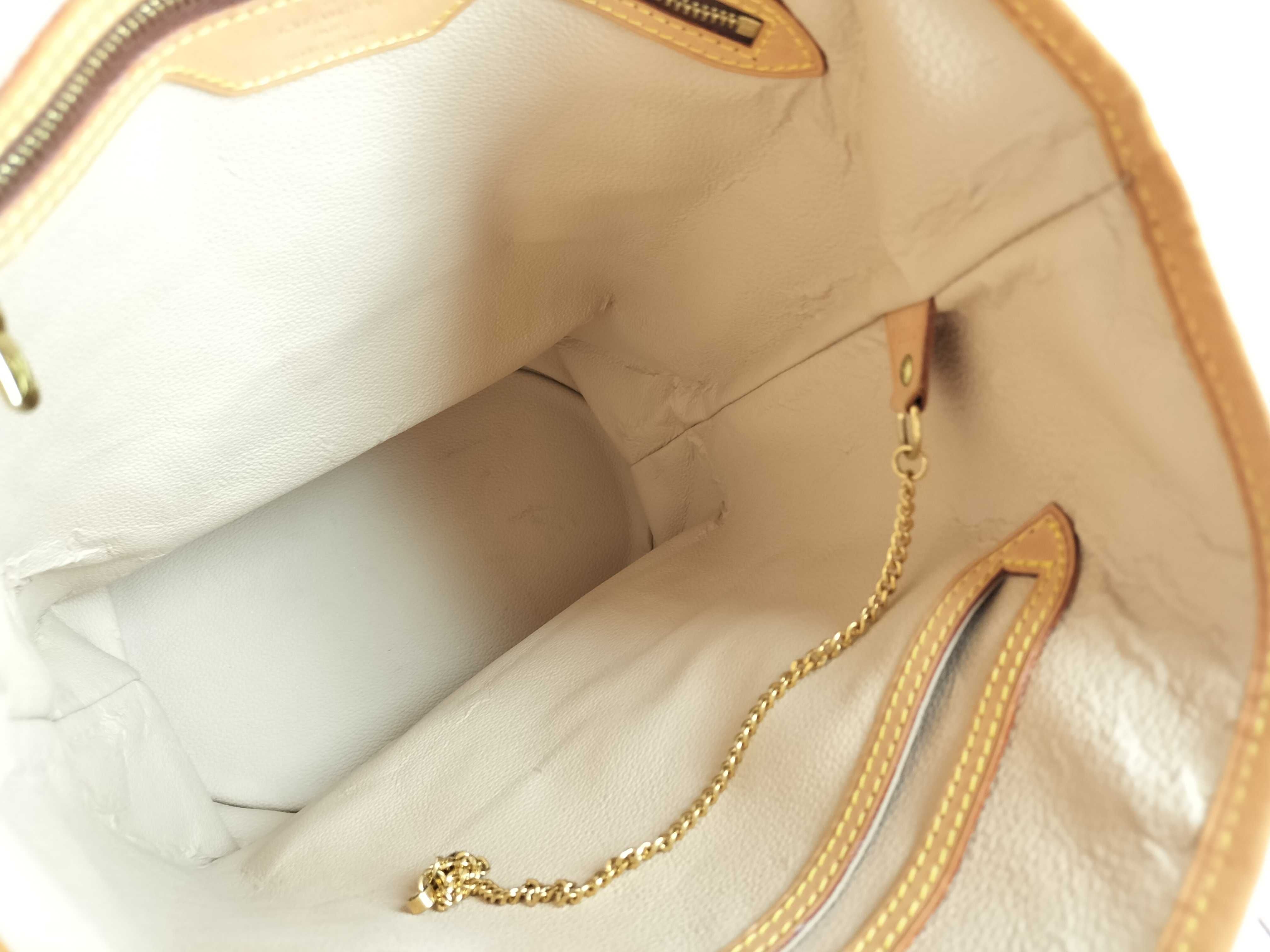 Monogram Louis Vuitton Bucket GM Tote Bag — view 10