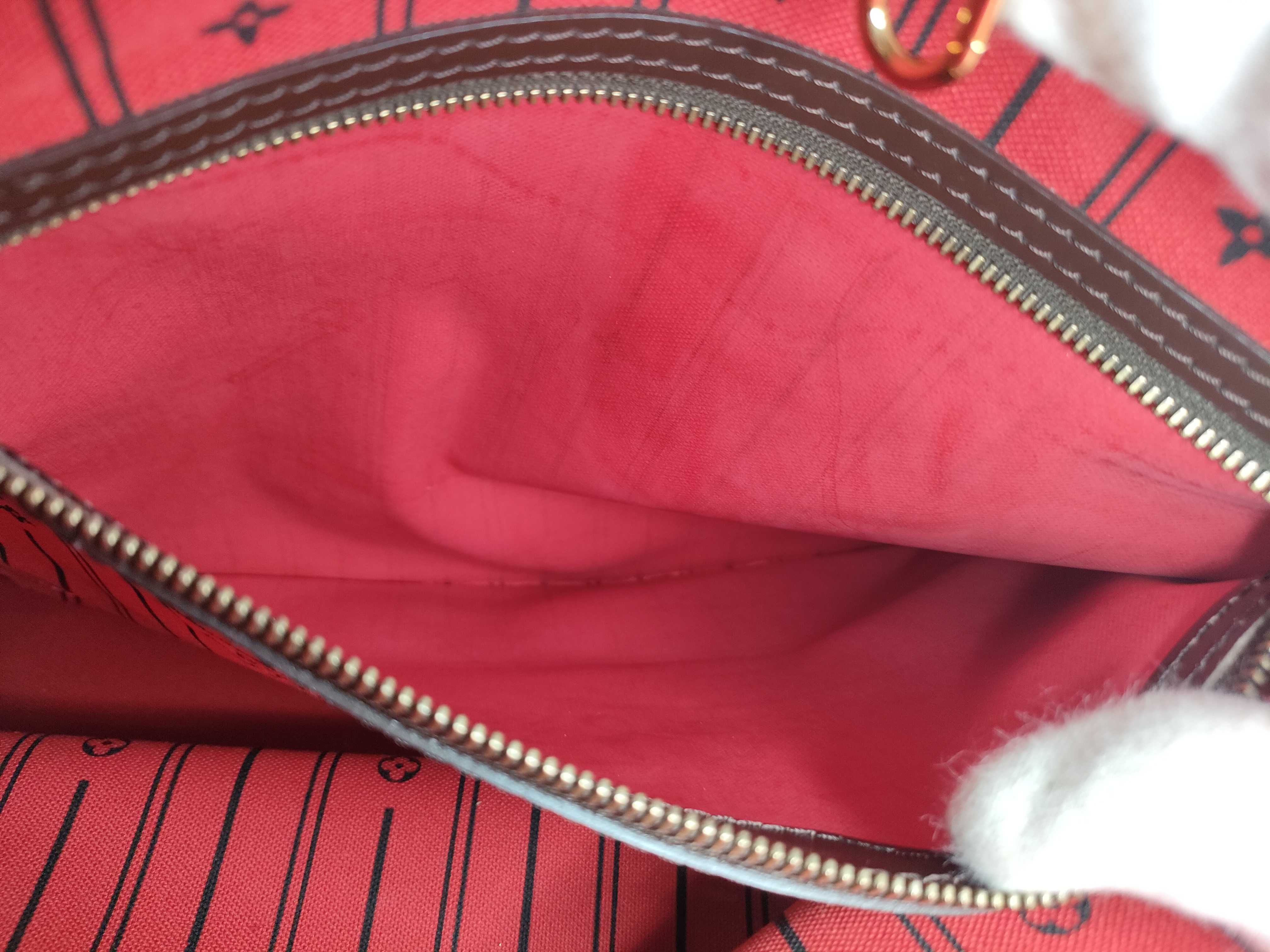 Damier LV Damier Neverfull MM Tote Bag — view 11