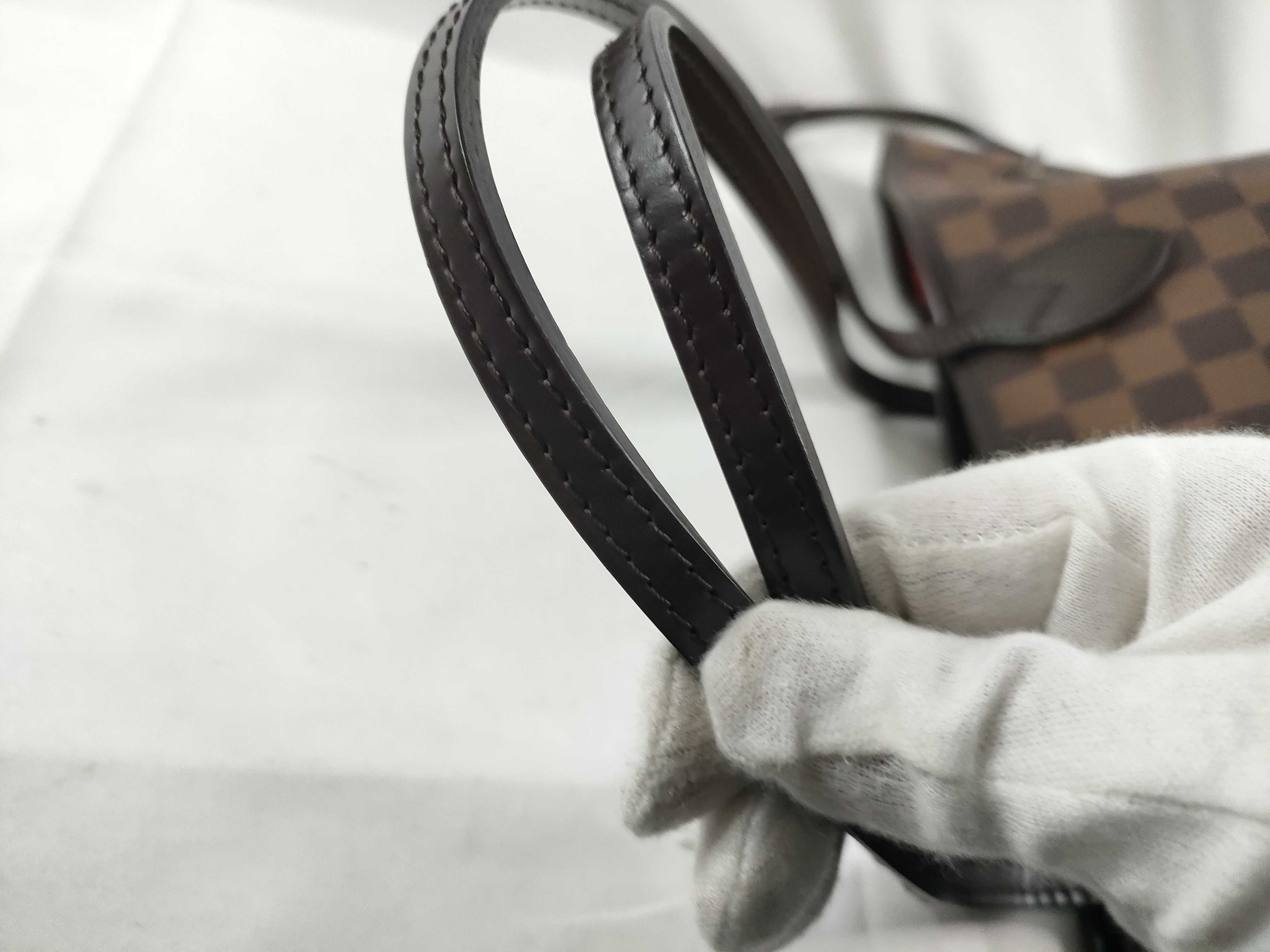 Damier LV Damier Neverfull MM Tote Bag — view 7