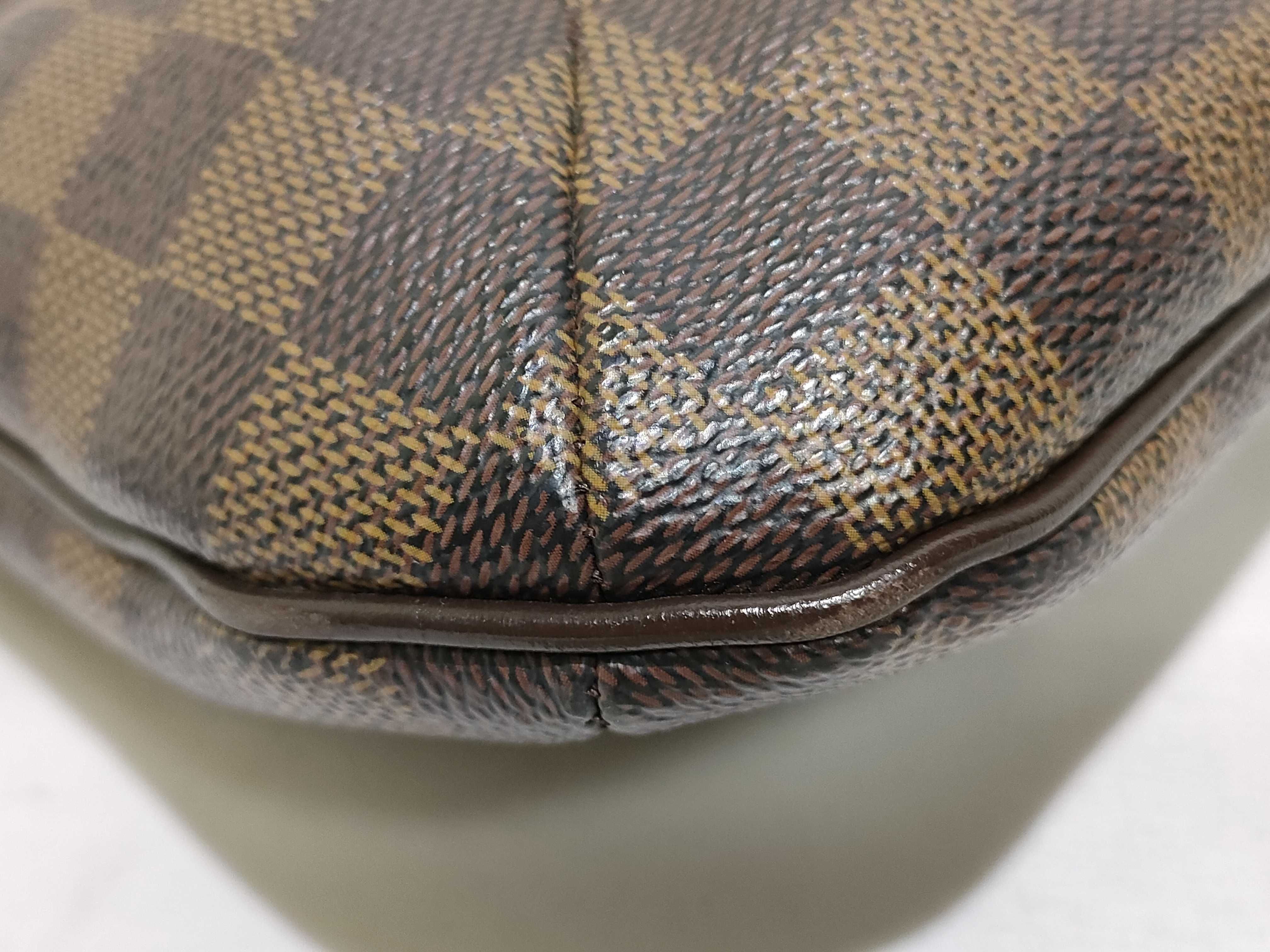 Damier LV Damier Bloomsbury N42251 Shoulder Bag — view 6