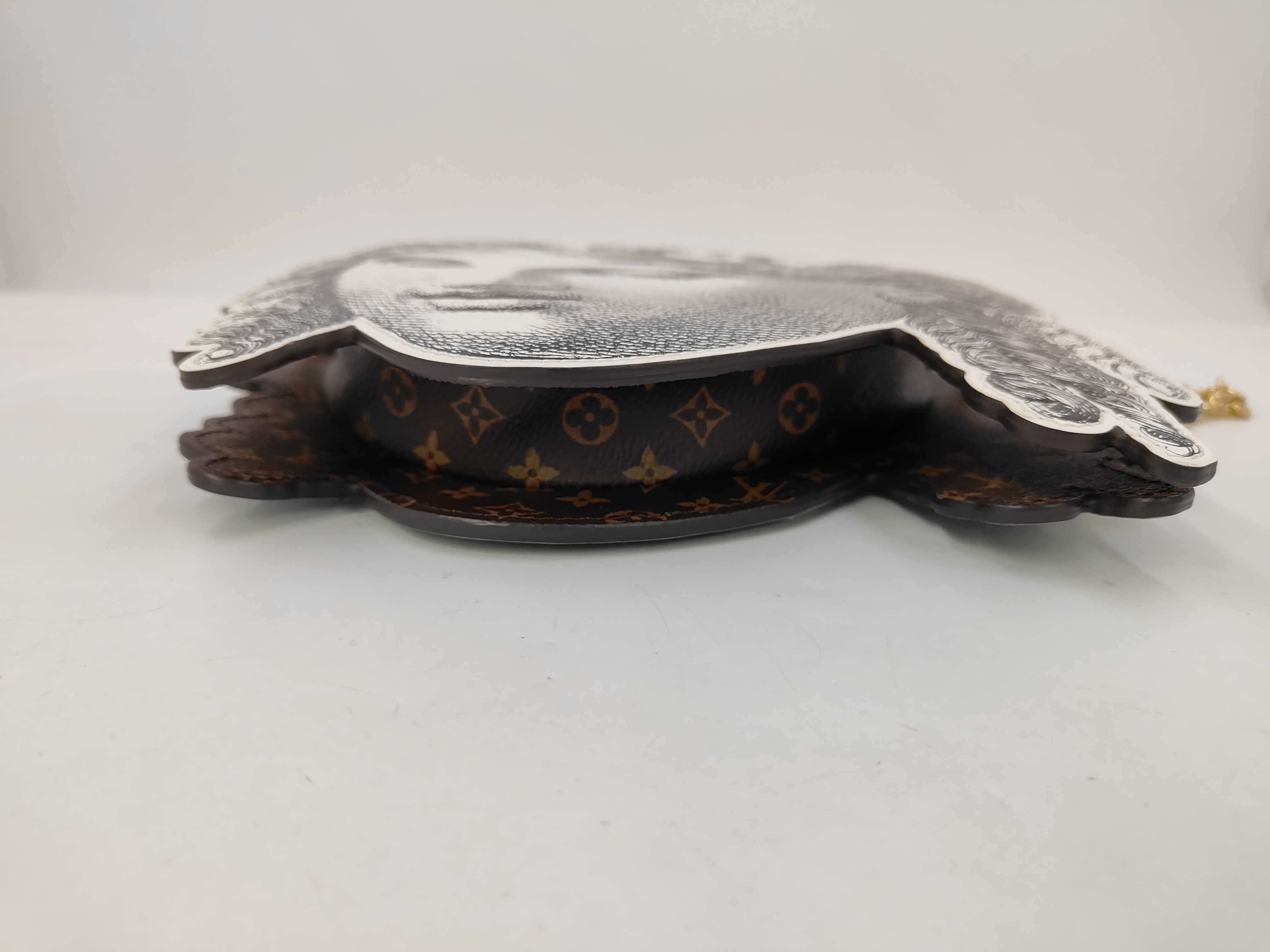 Chain Shoulder Bag — view 6