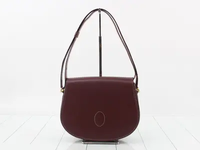 Must-have shoulder bag