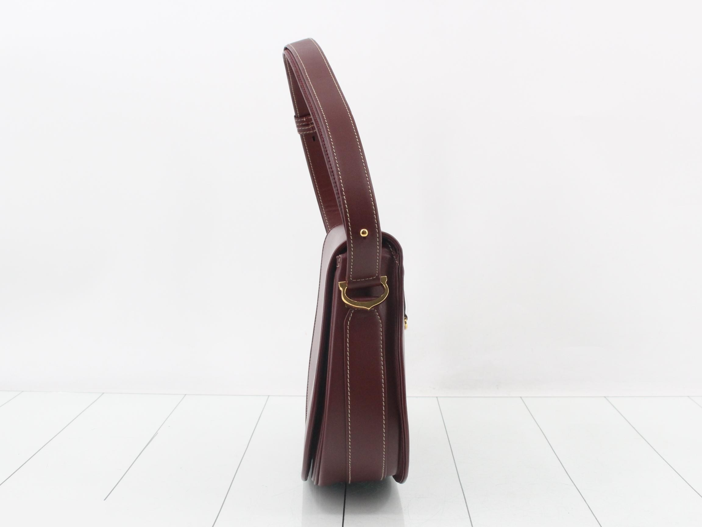 Must-have shoulder bag — view 3