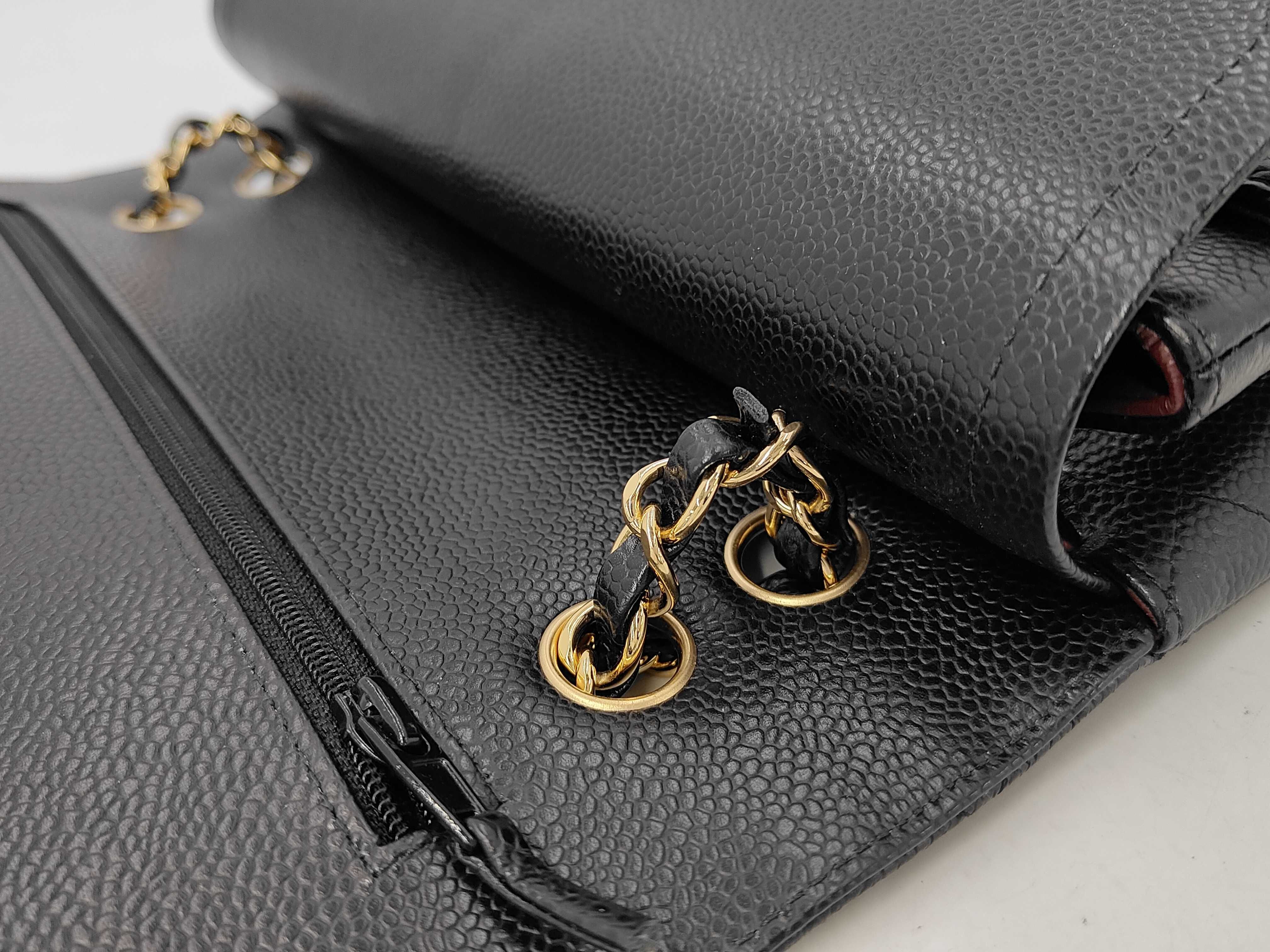 CF Medium Chain Bag Black Gold Buckle Shoulder Bag — view 5
