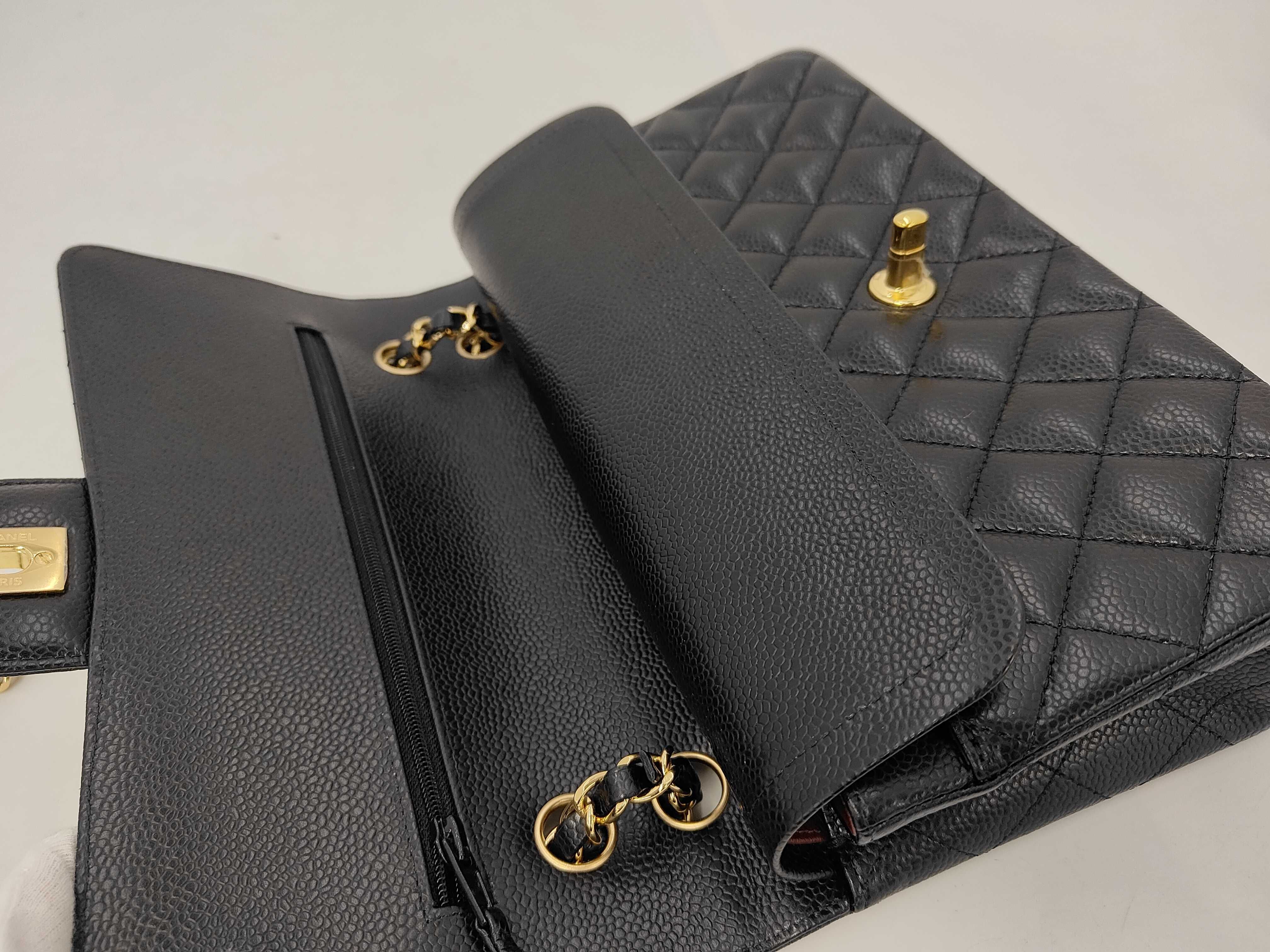 CF Medium Chain Bag Black Gold Buckle Shoulder Bag — view 6