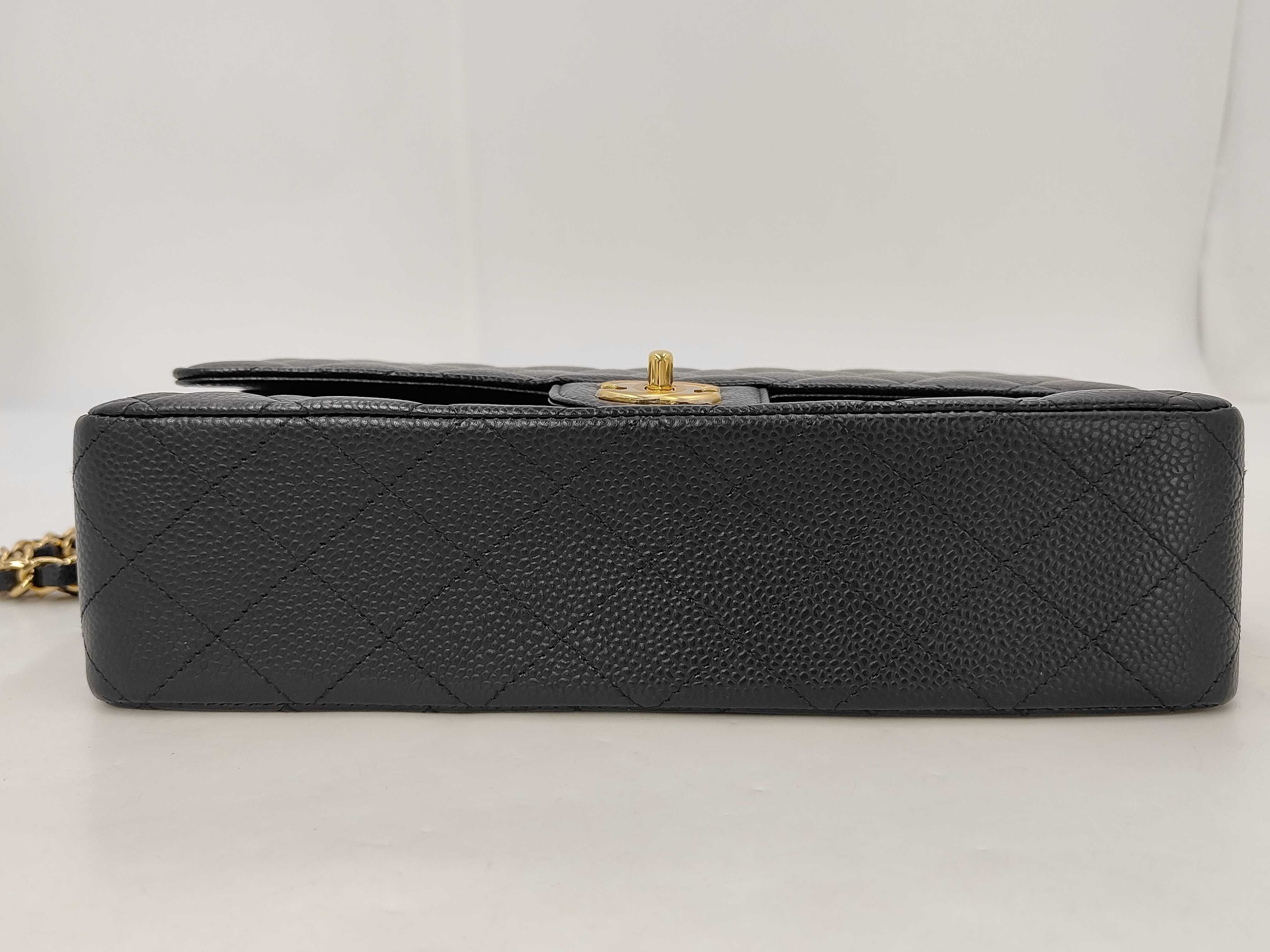CF Medium Chain Bag Black Gold Buckle Shoulder Bag — view 8