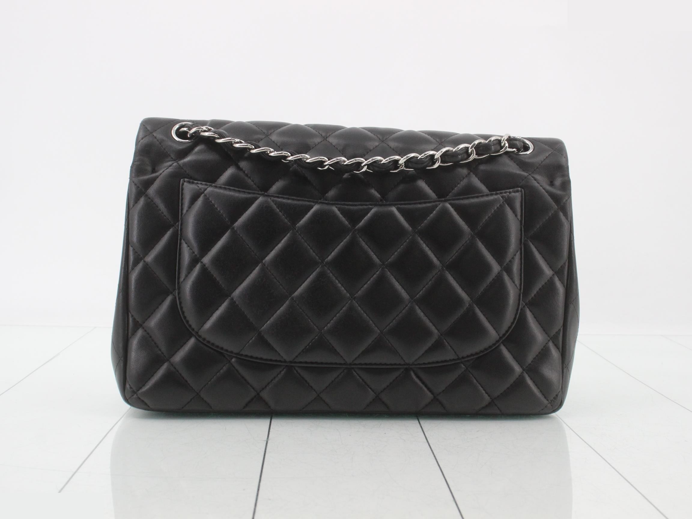 Large Matelassé 30 Lambskin Double Flap Serial Number 16 Series 16867486 — view 2