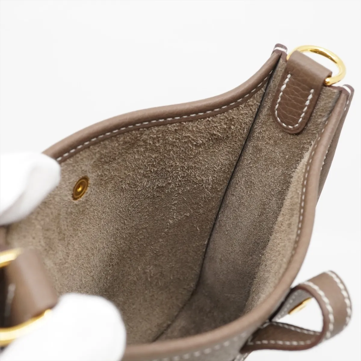Evelyne 1 TPM Taurillon Clemence Shoulder Bag, Etoupe, Gold Hardware, Z: 2021, Dust bag included. — view 7